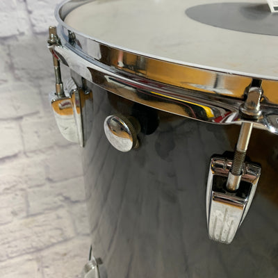 Vintage Ludwig 16 x 16 Blue/Olive Badge Floor Tom - Black Wrap