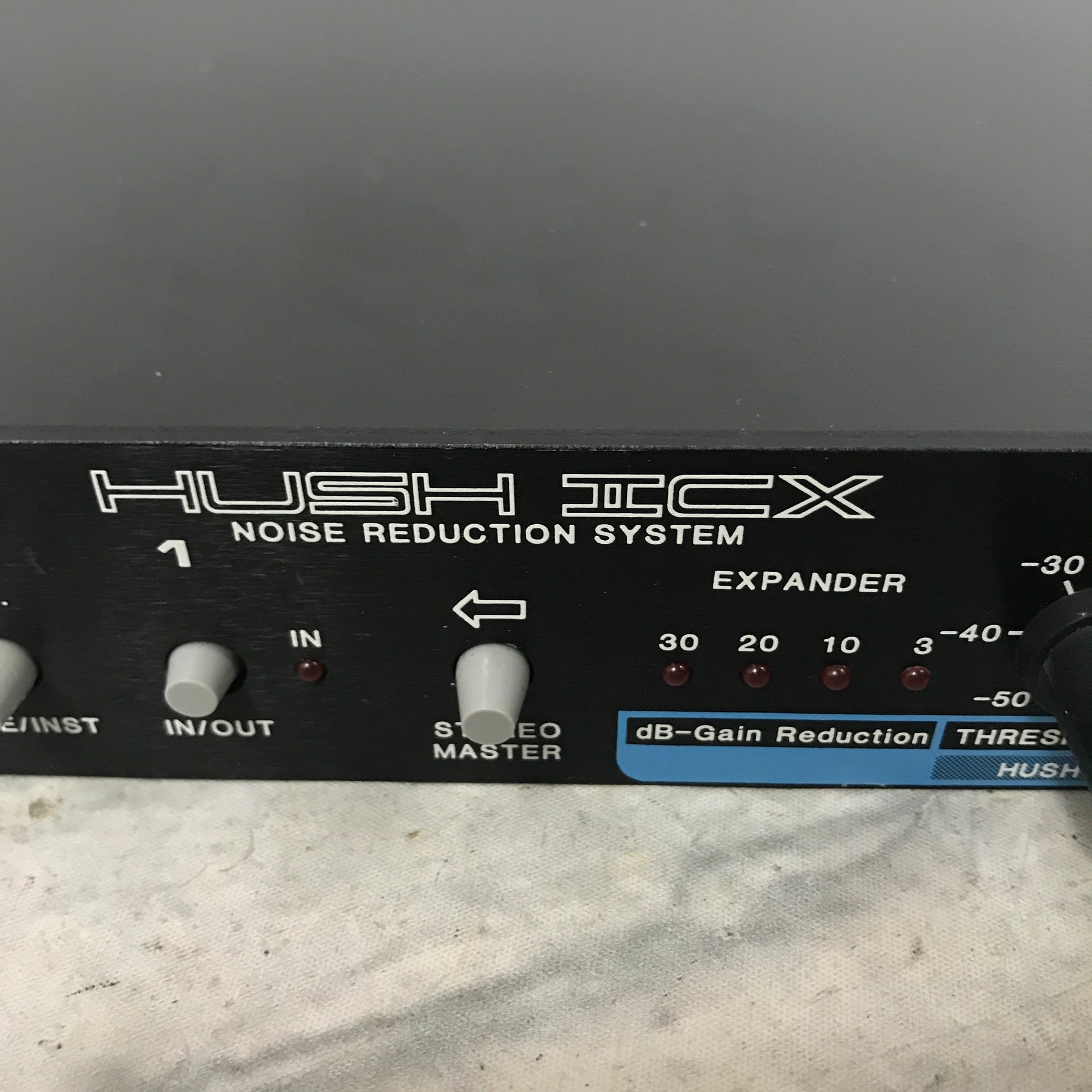 Rocktron Hush II CX Noise Gate Rack - Evolution Music