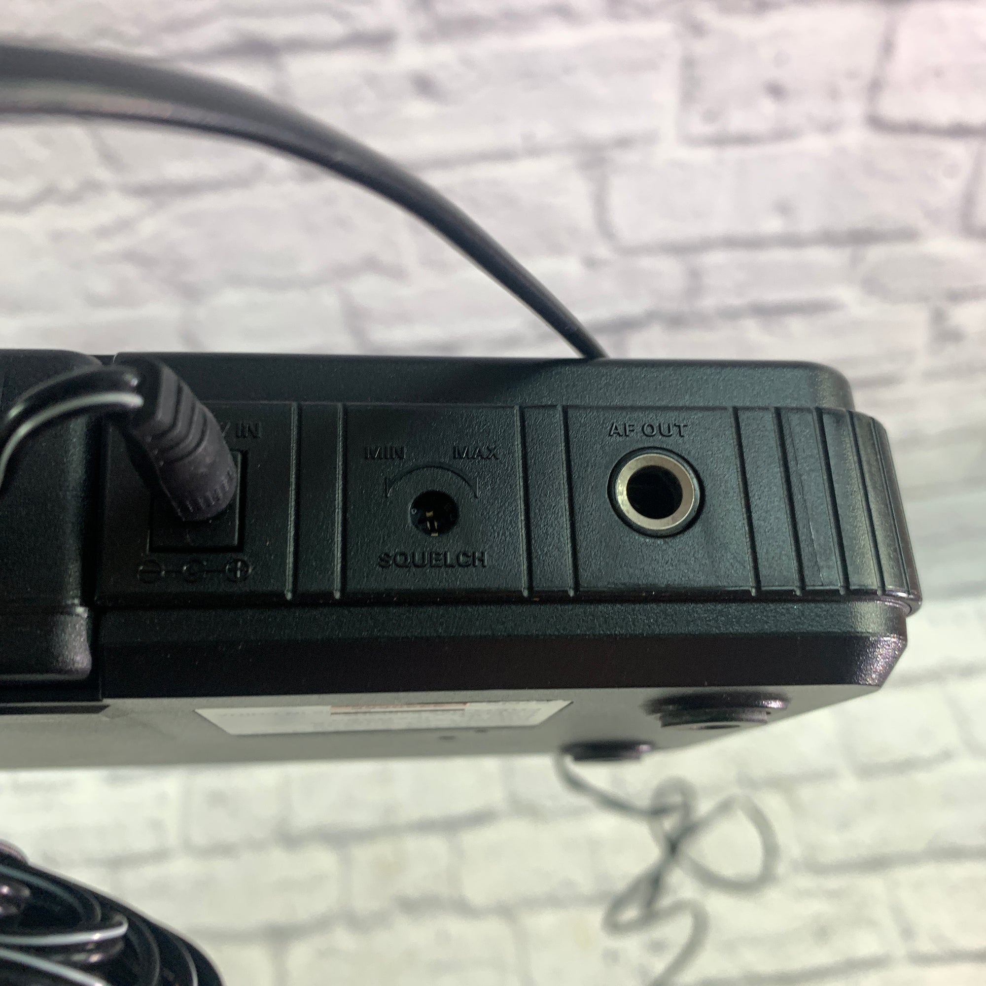 Audio Technica ATW-R200 Freeway Series Wireless Microphone Outfit