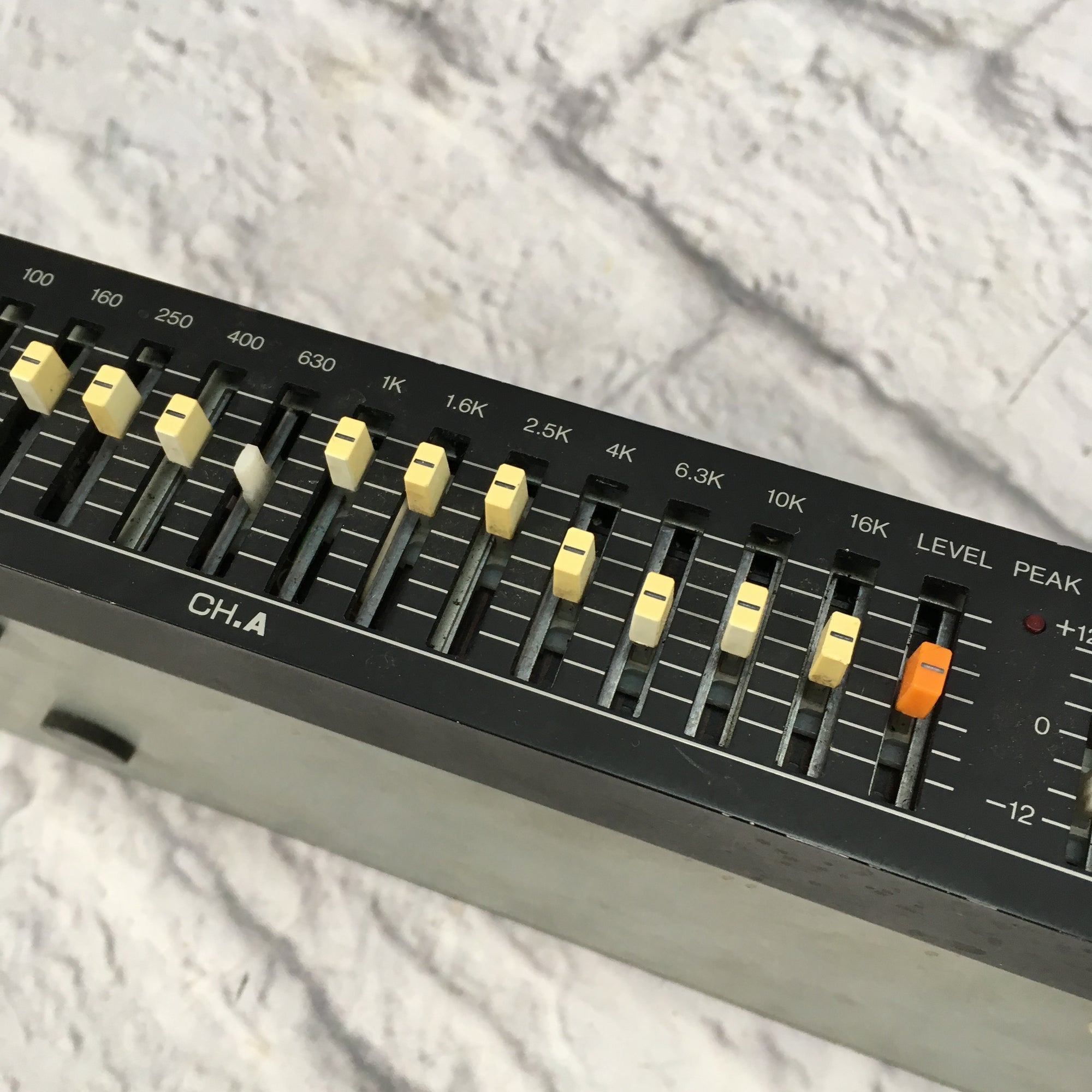 Ibanez GE-215 Dual 15 Band Equalizer