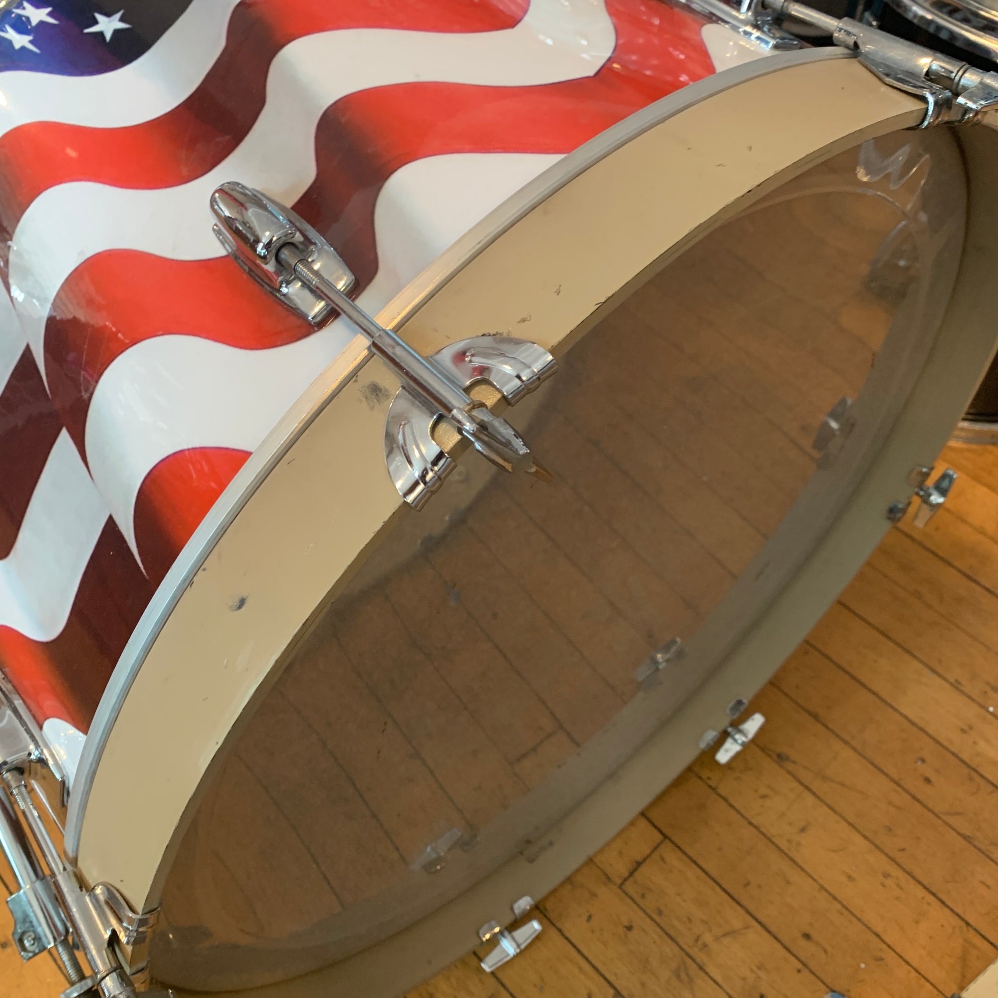 Ludwig 80s Rocker 24 x 16 Bass Drum
