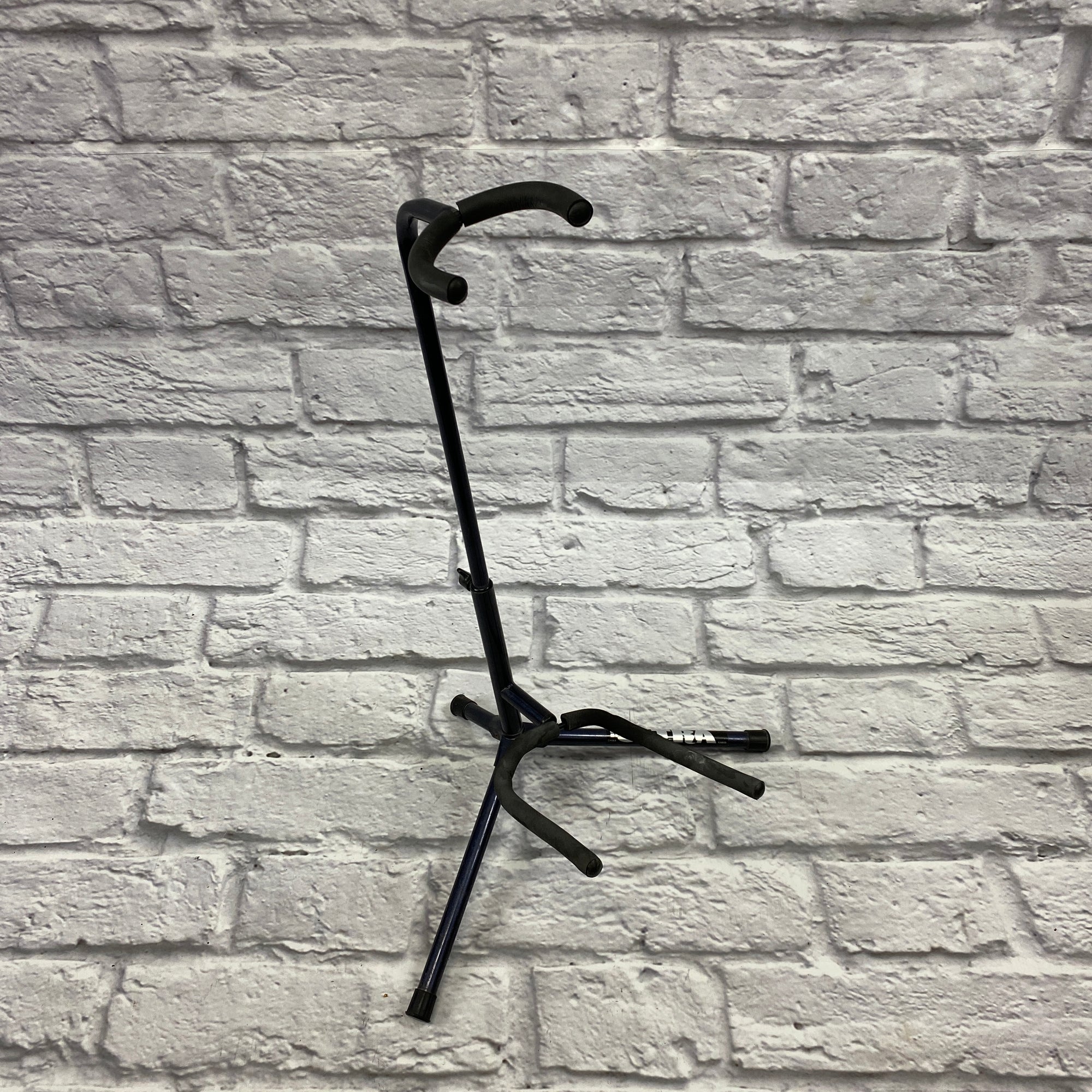 Ultra Guitar Stand