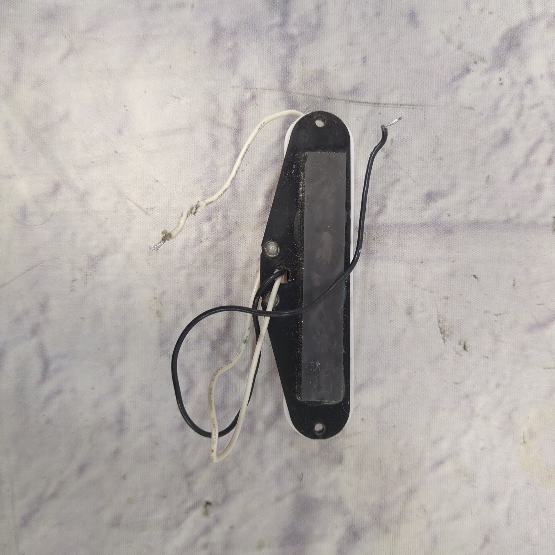 Unknown Single Coil Strat Bridge Pickup