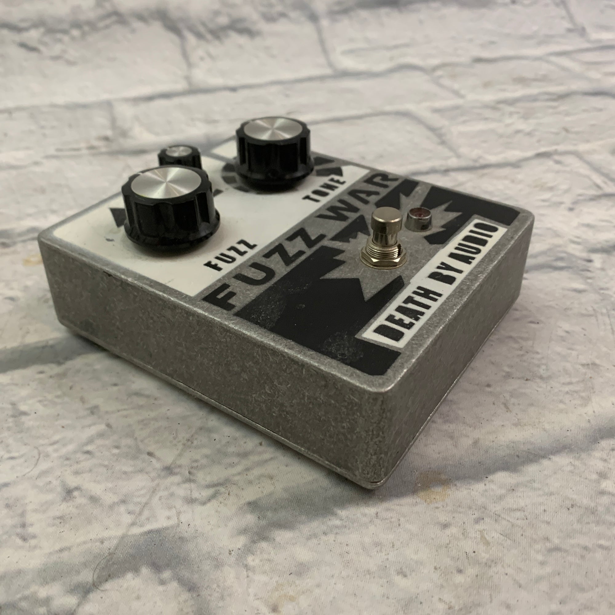 Death By Audio Fuzz War Pedal