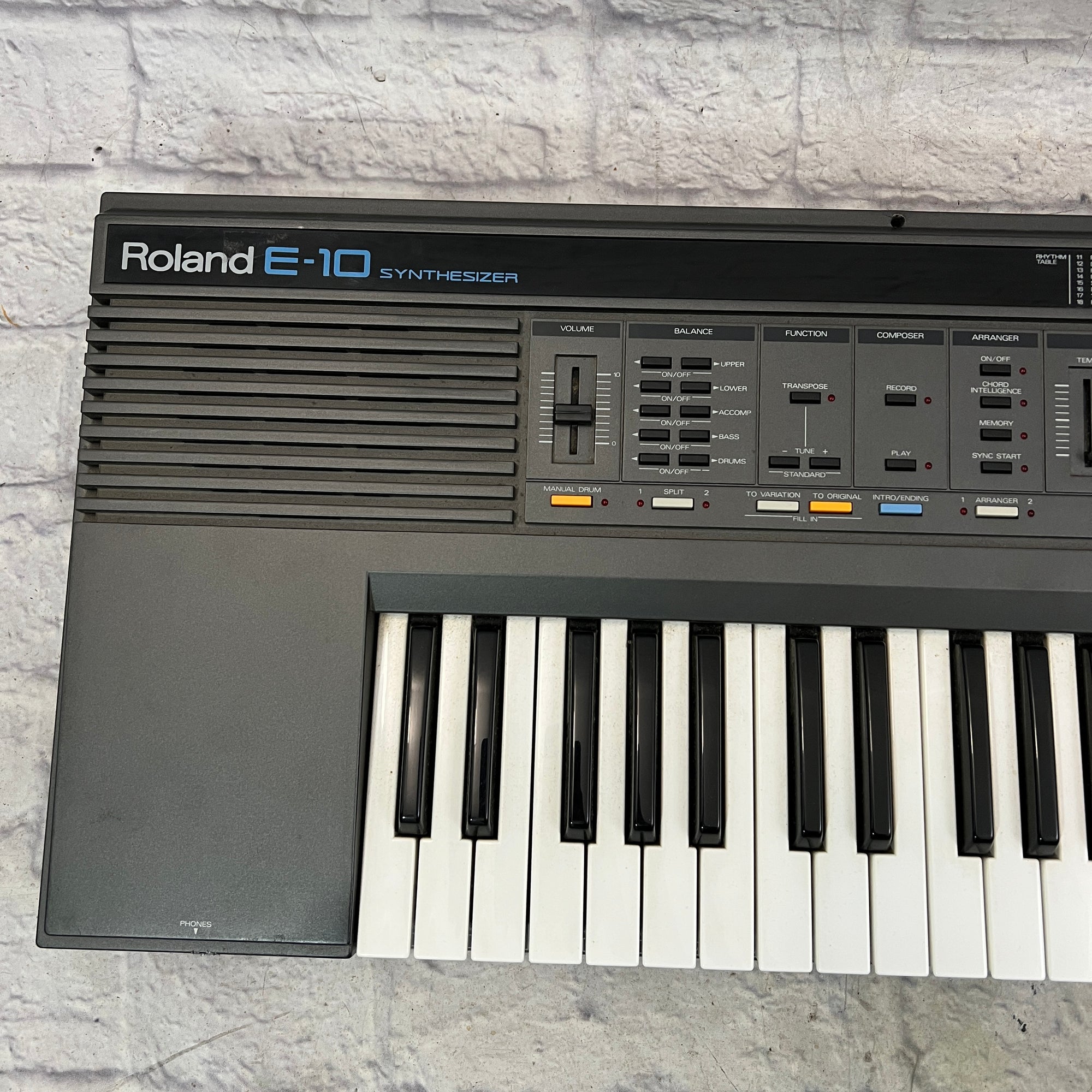 Roland E-10 61 Key Intelligent Analog Synth - Evolution Music