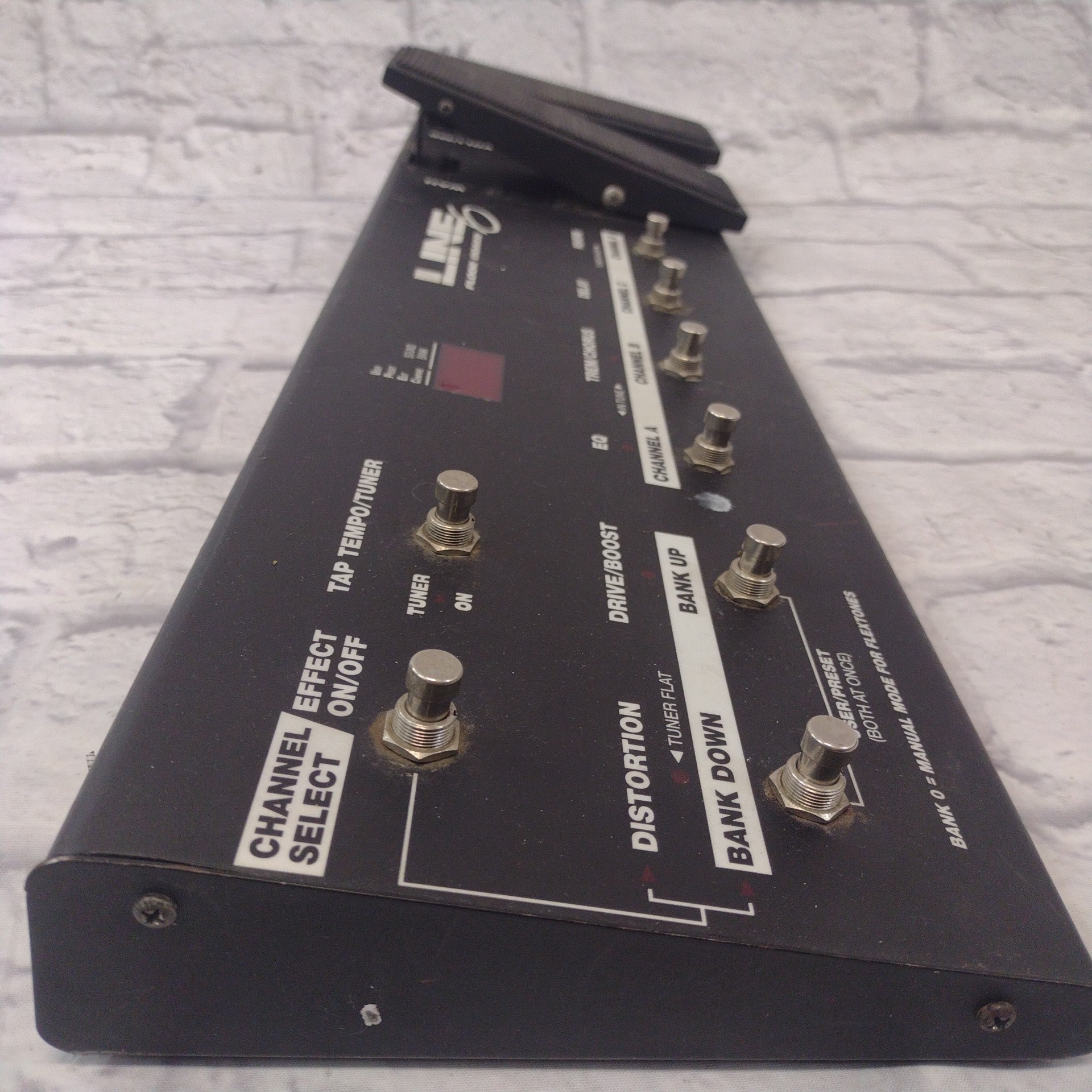 Line 6 Floor Board V1 Footswitch Evolution Music