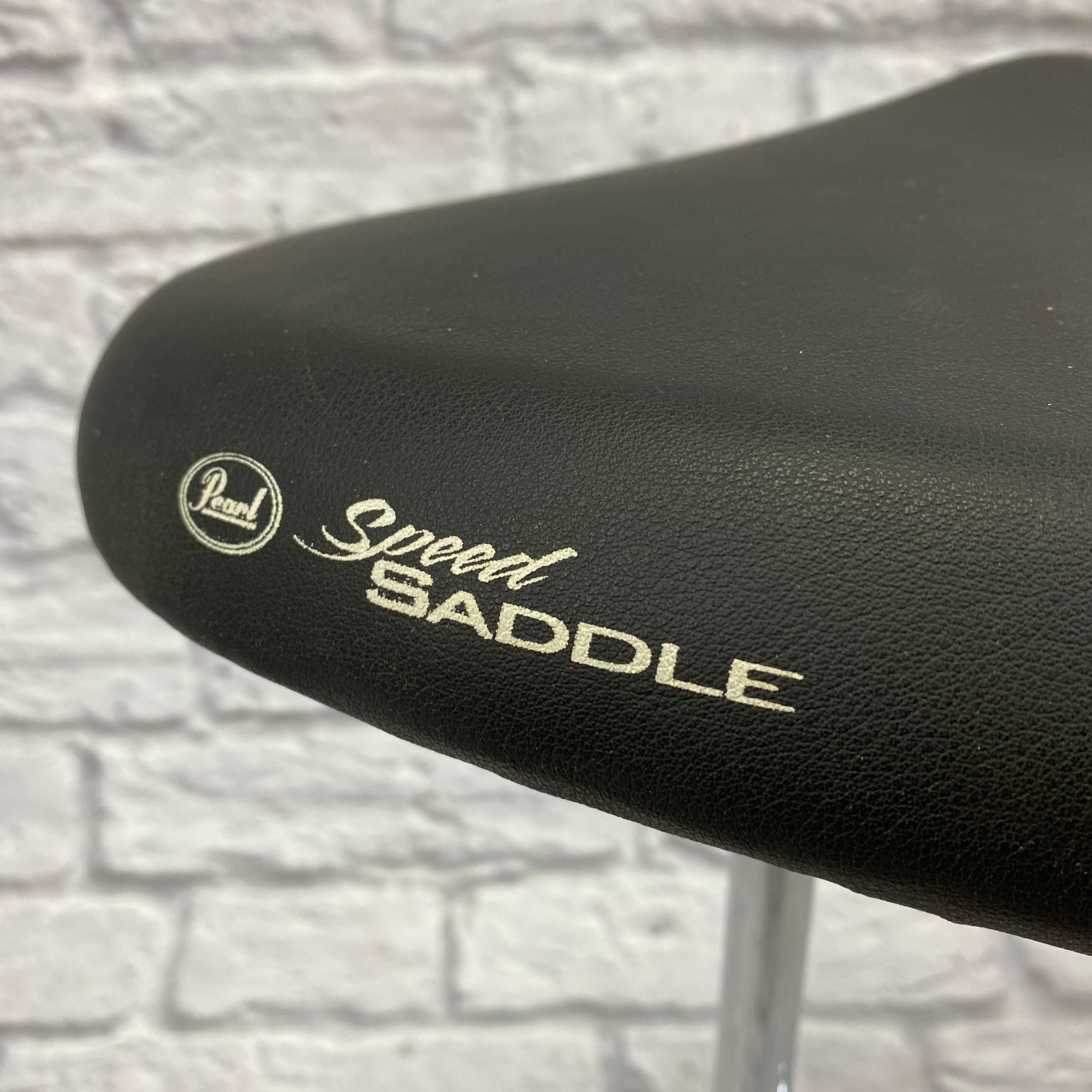 Pearl Speed Saddle Drum Throne