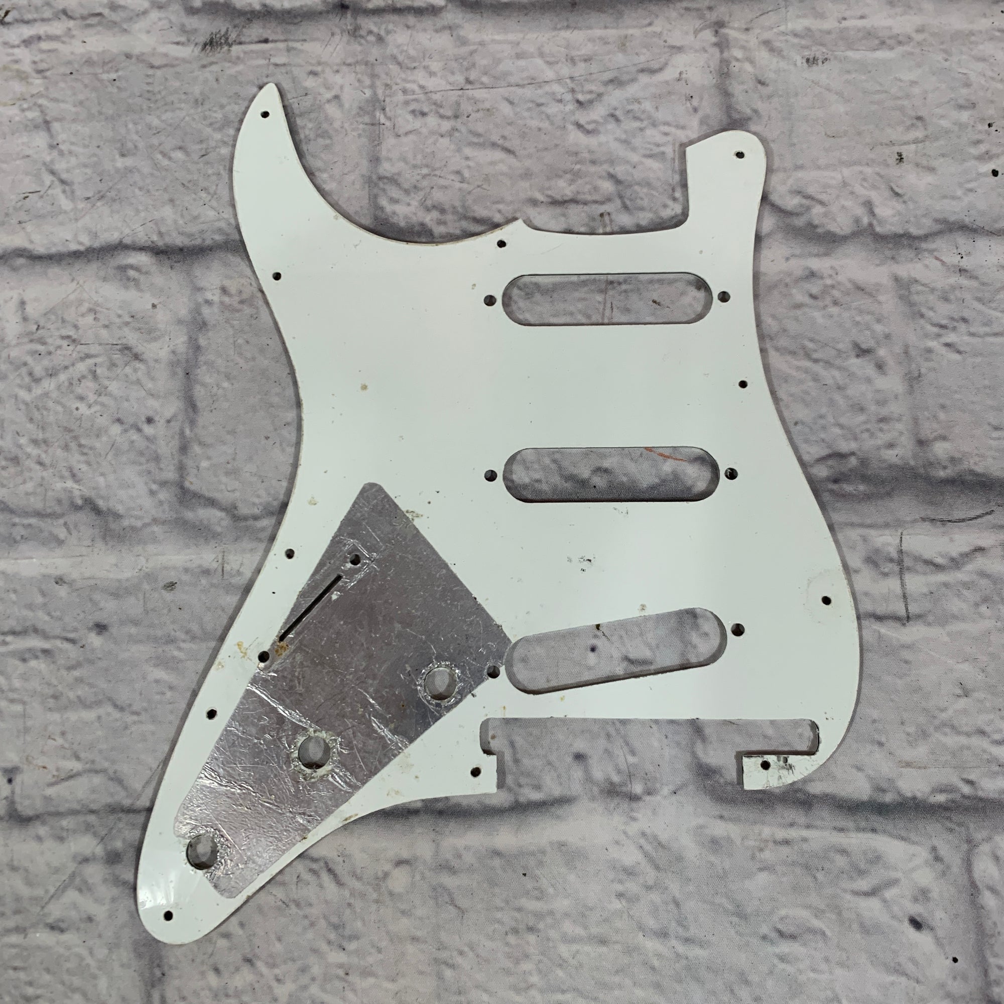 3 Single Coil Pickguard White