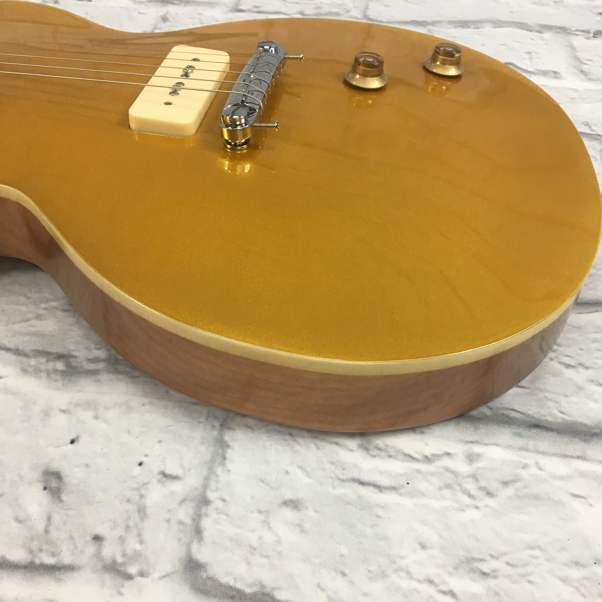 Gold Top LP Junior
