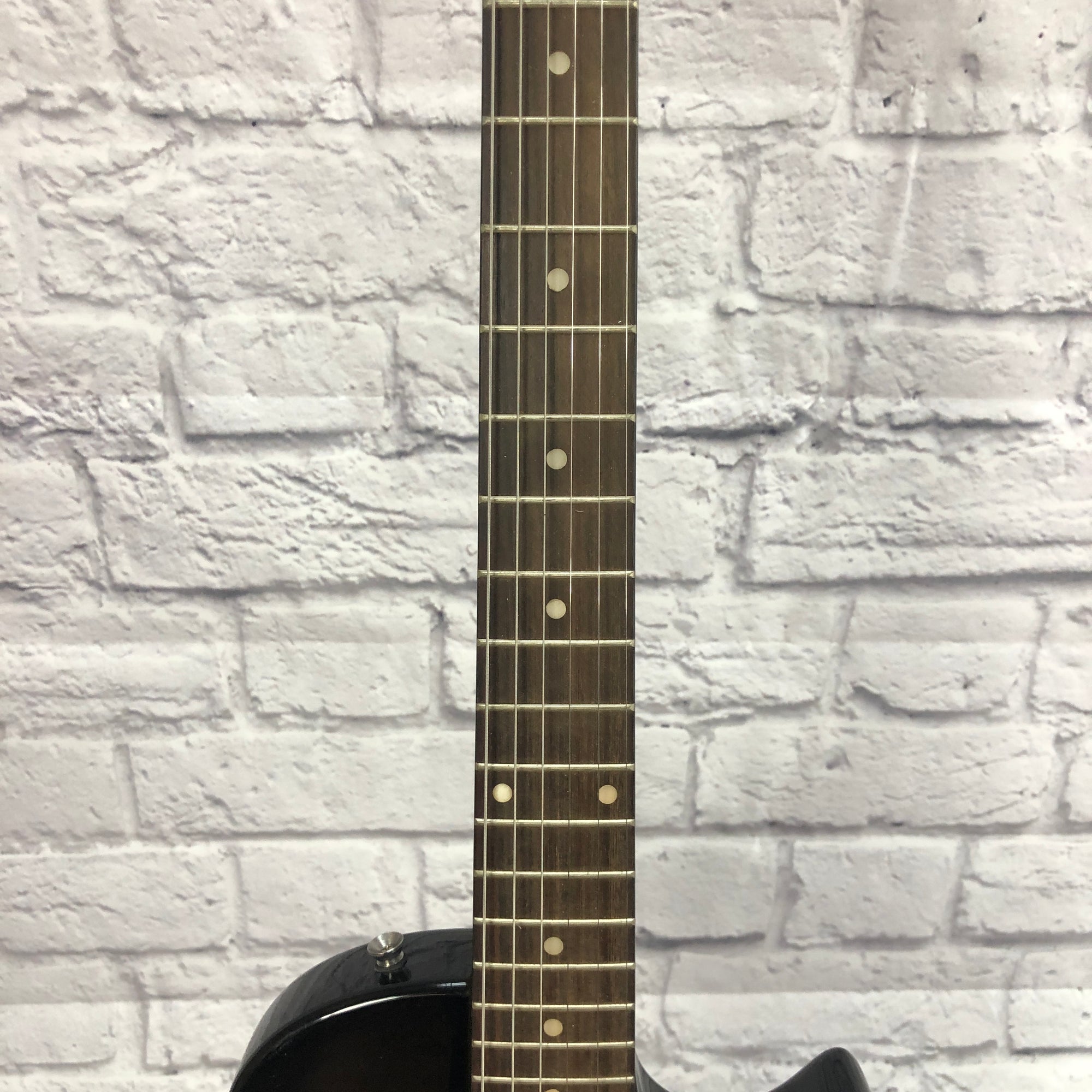 Maestro Les Paul Solid Body Electric Guitar