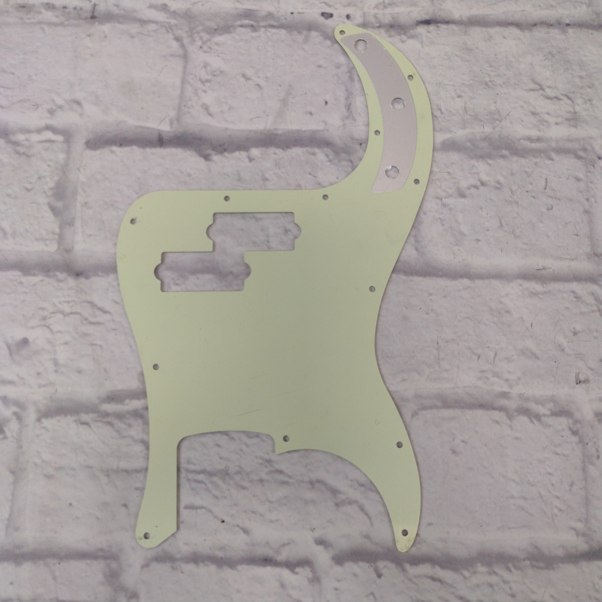 Unknown Mint Precision Bass Pickguard MIM USA