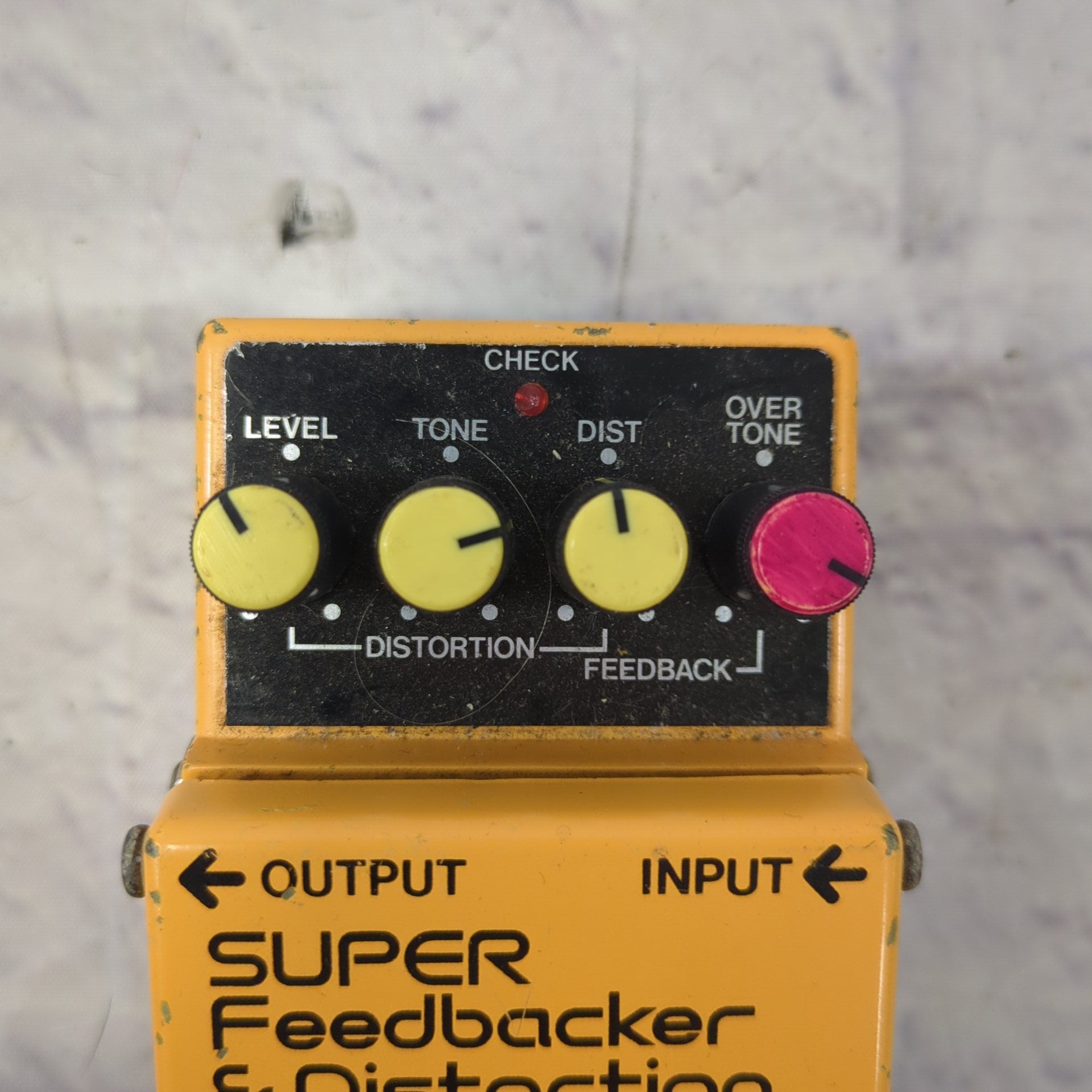 boss super feedbacker and distortion pedal df2 Boss DF-2 Super Feedbacker Distortion Pedal Taiwan
