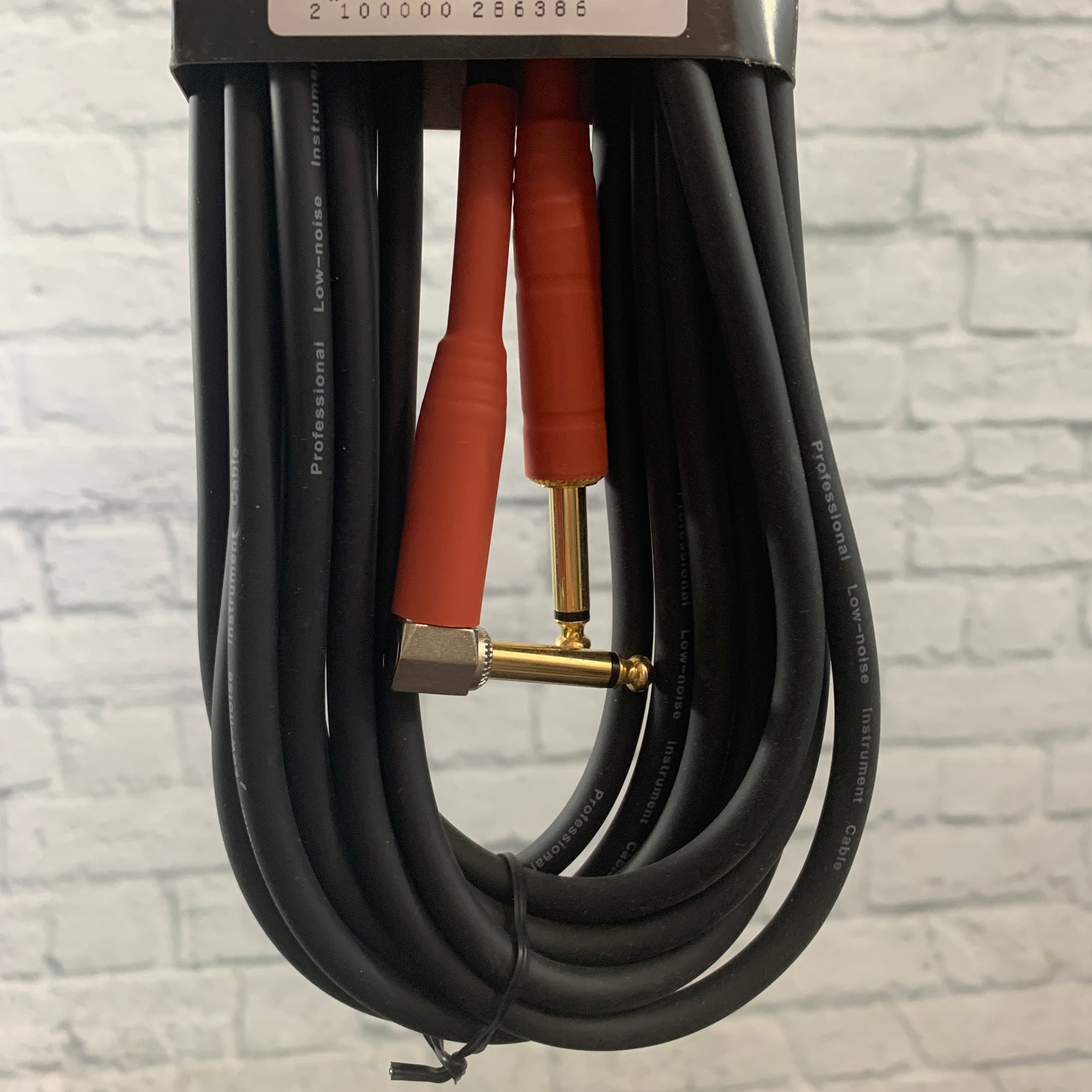 Stage Pro SPGP20GR 20' 1/4" Instrument Cable Straight to Right Angle (Red Ends)
