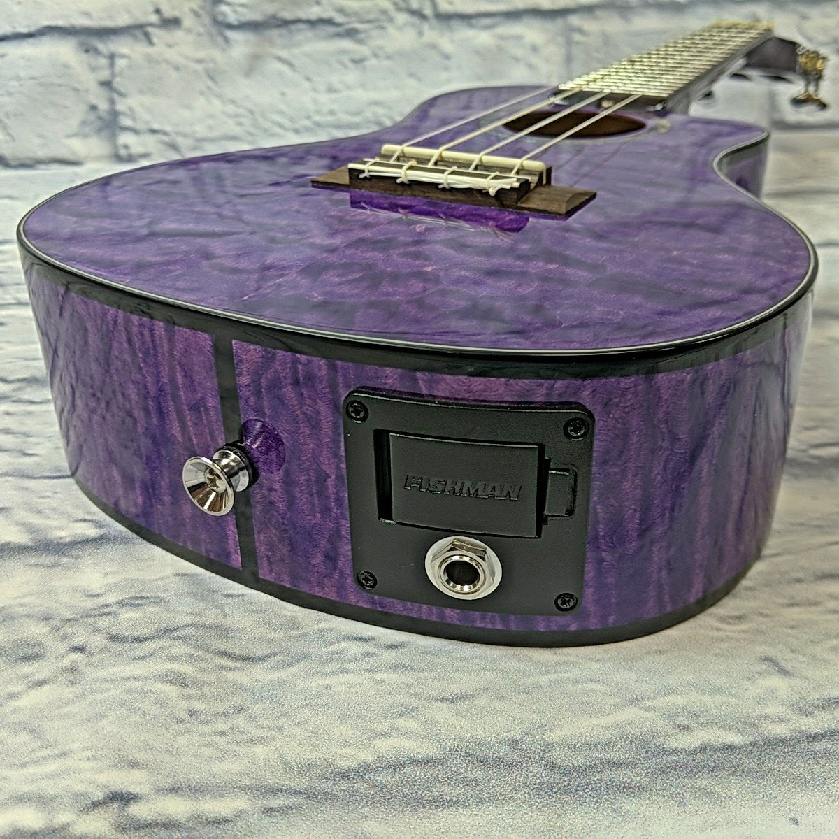 Lanikai QM-PUCEC  Quilted Maple Purple Concert Ukulele with Fishman Pickup System