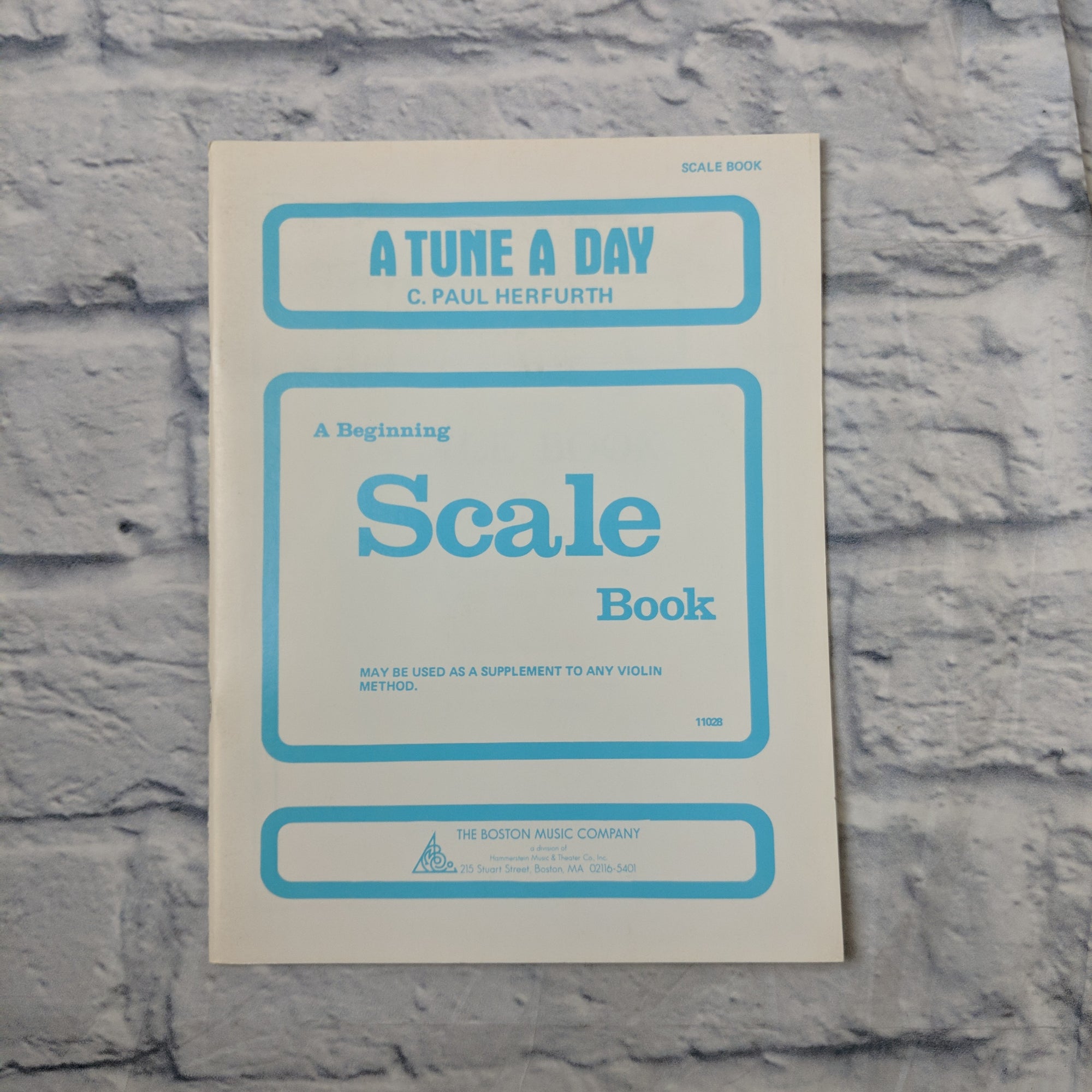 A Tune A Day - A Beginning Scale Book