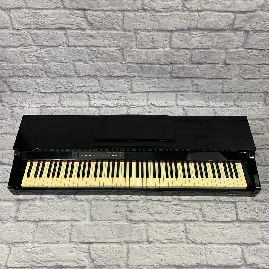 Suzuki DP-700 Digital Piano