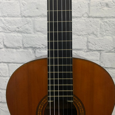 Yamaha G-235 Classical Guitar