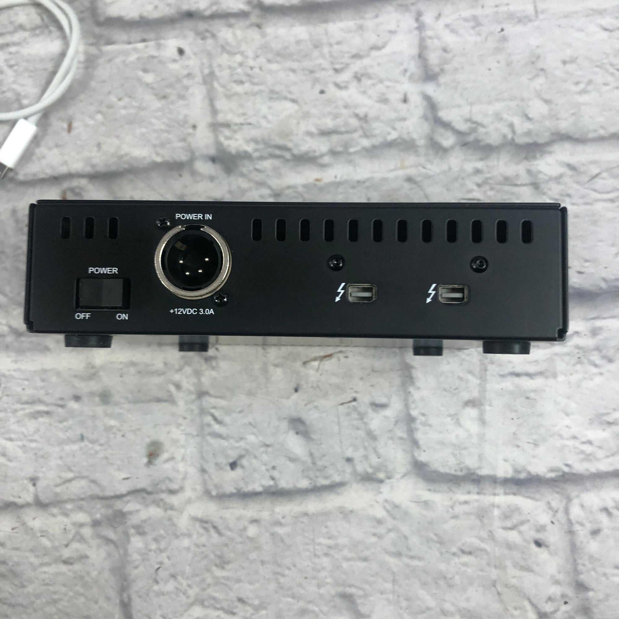 Universal Audio UAD-2 Satellite Quad Interface
