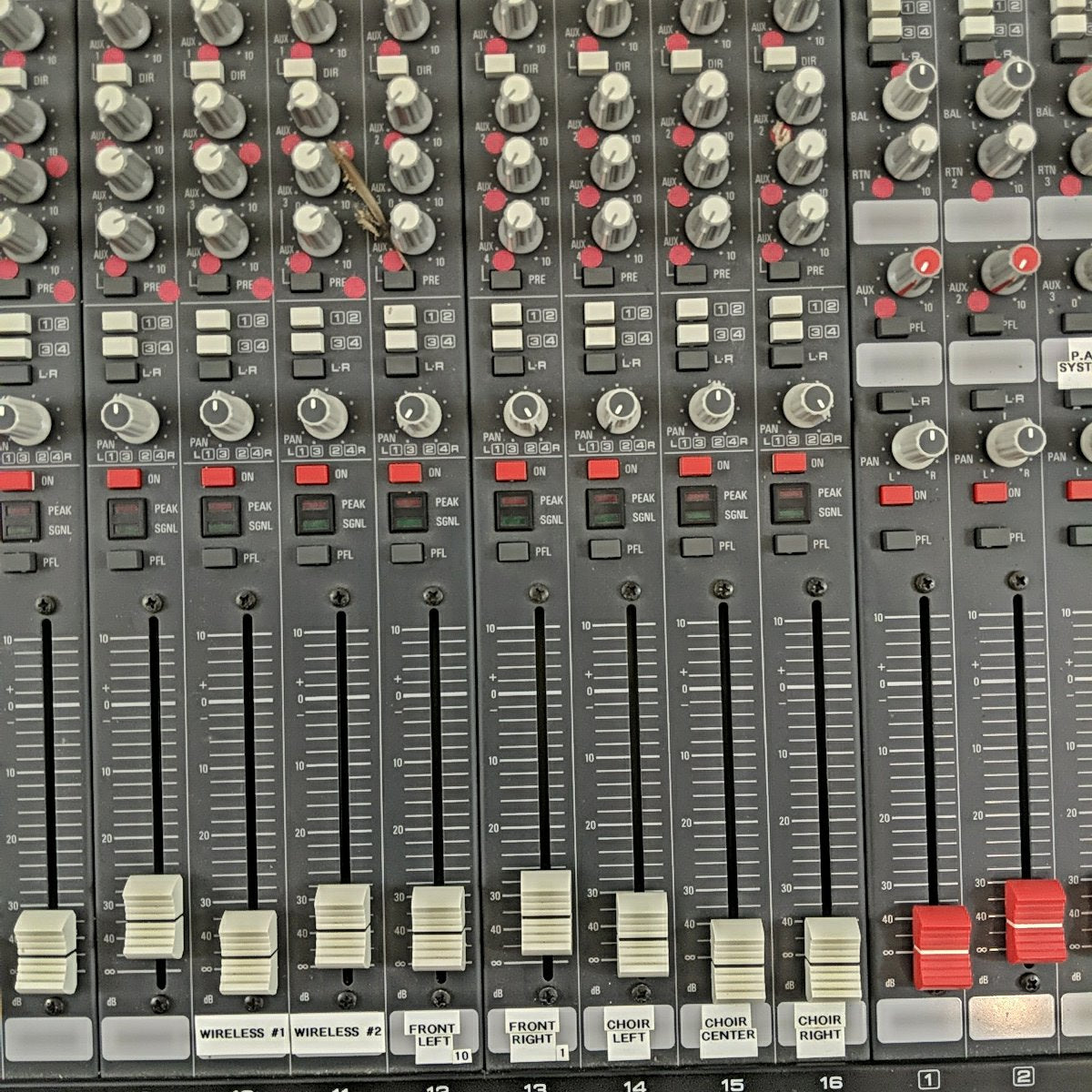 Ramsa WR-S4416 16-Channel 4-Bus Console Mixer
