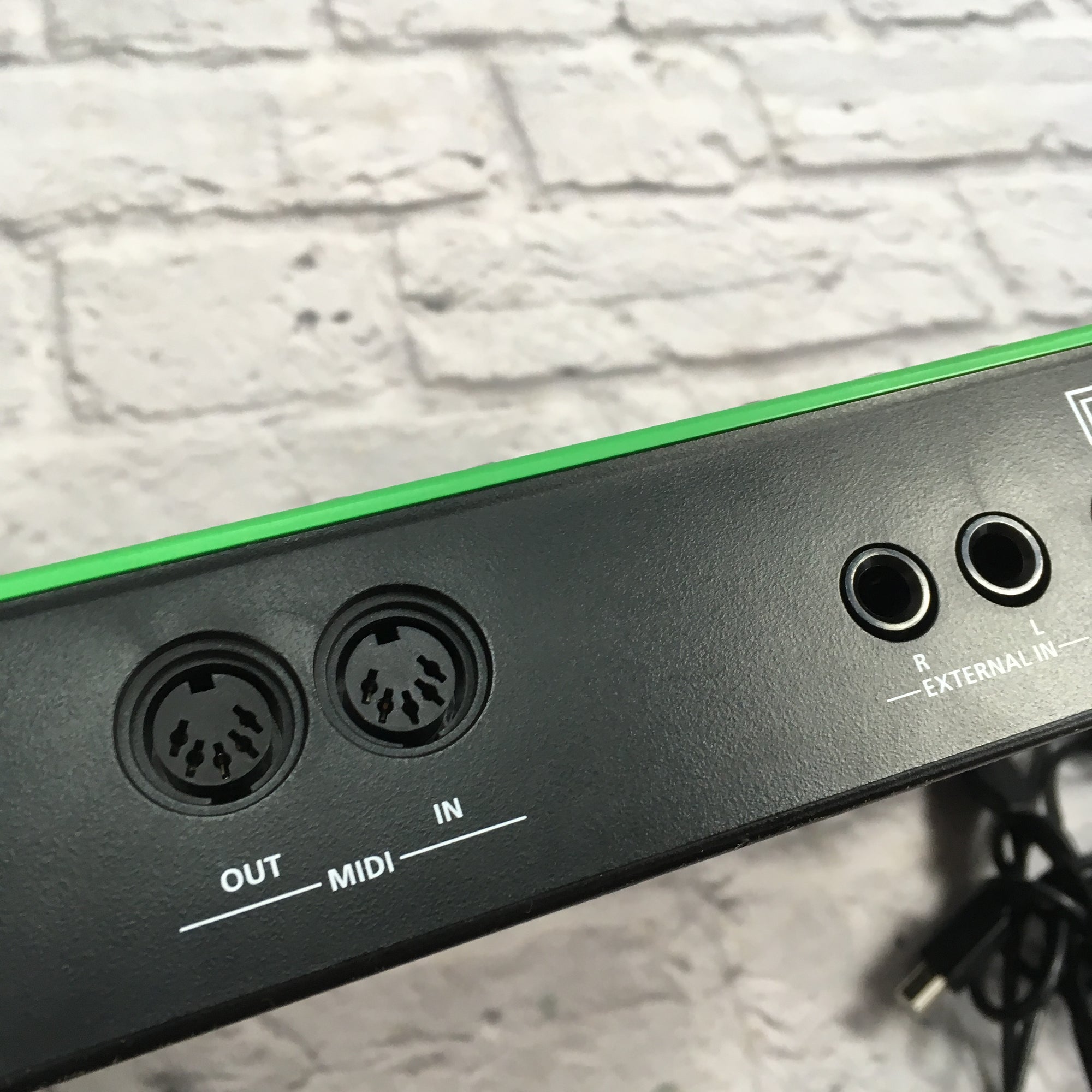 Roland AIRA TR-8 Rhythm Performer
