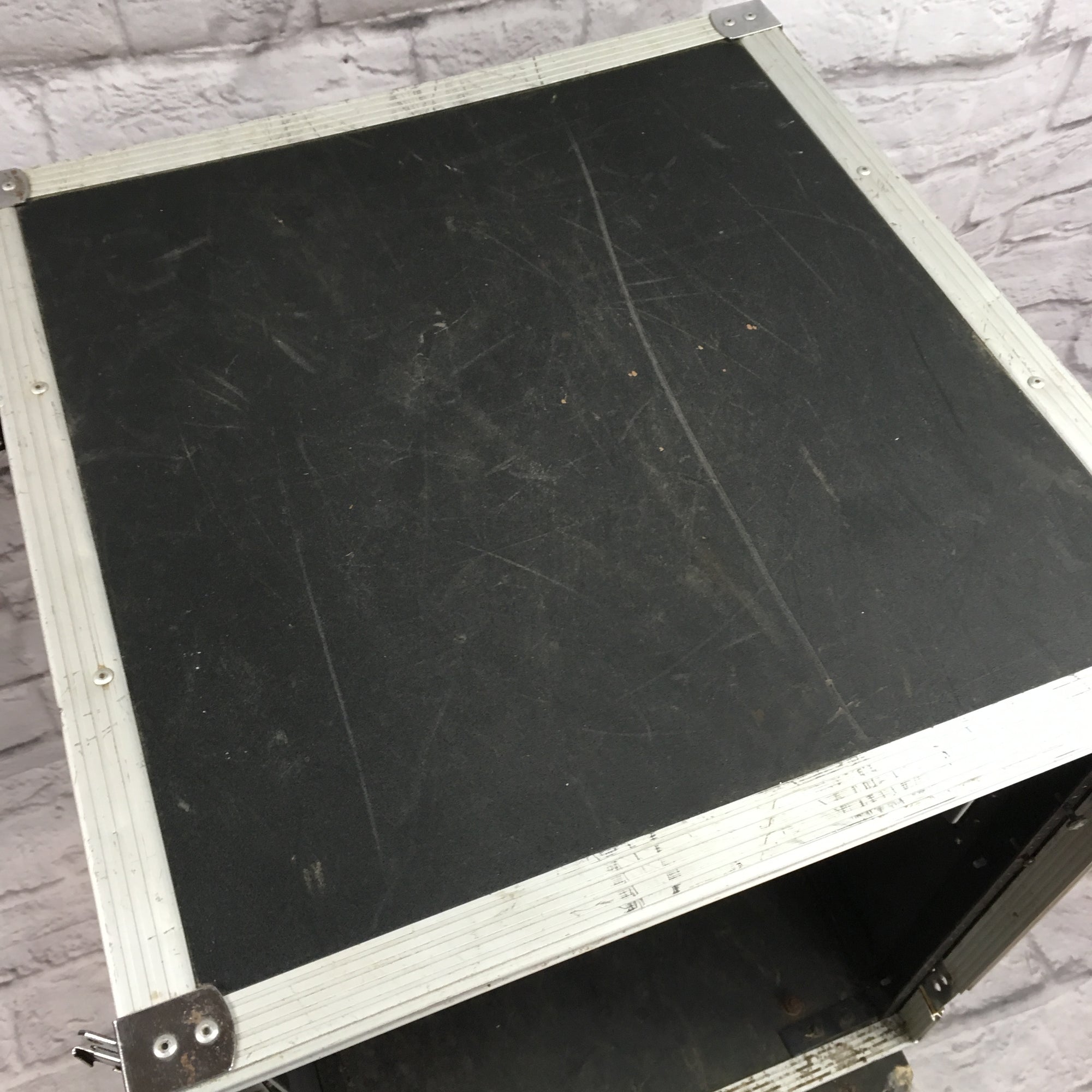 Unknown 12U Rolling Rack Case As-Is