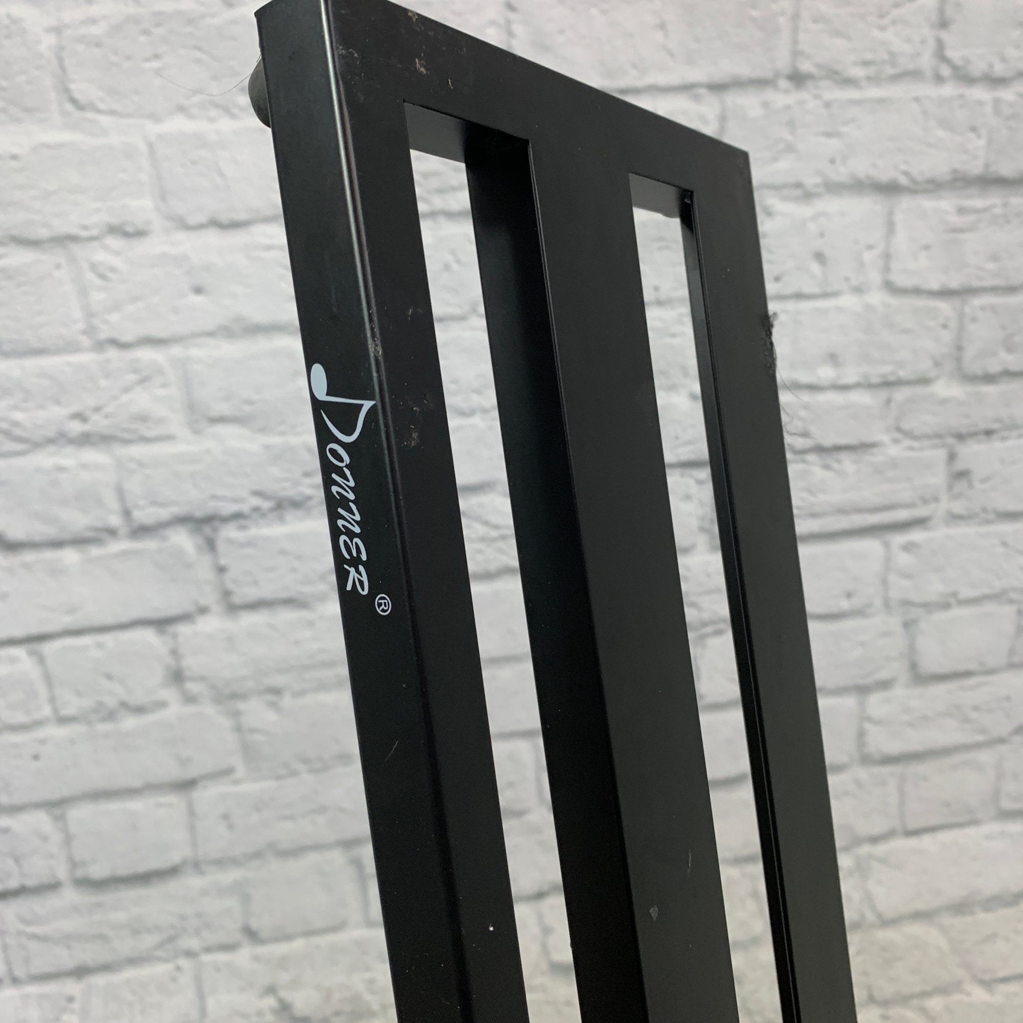 Donner DB-2 Metal Pedalboard 20" x 8" With Bag