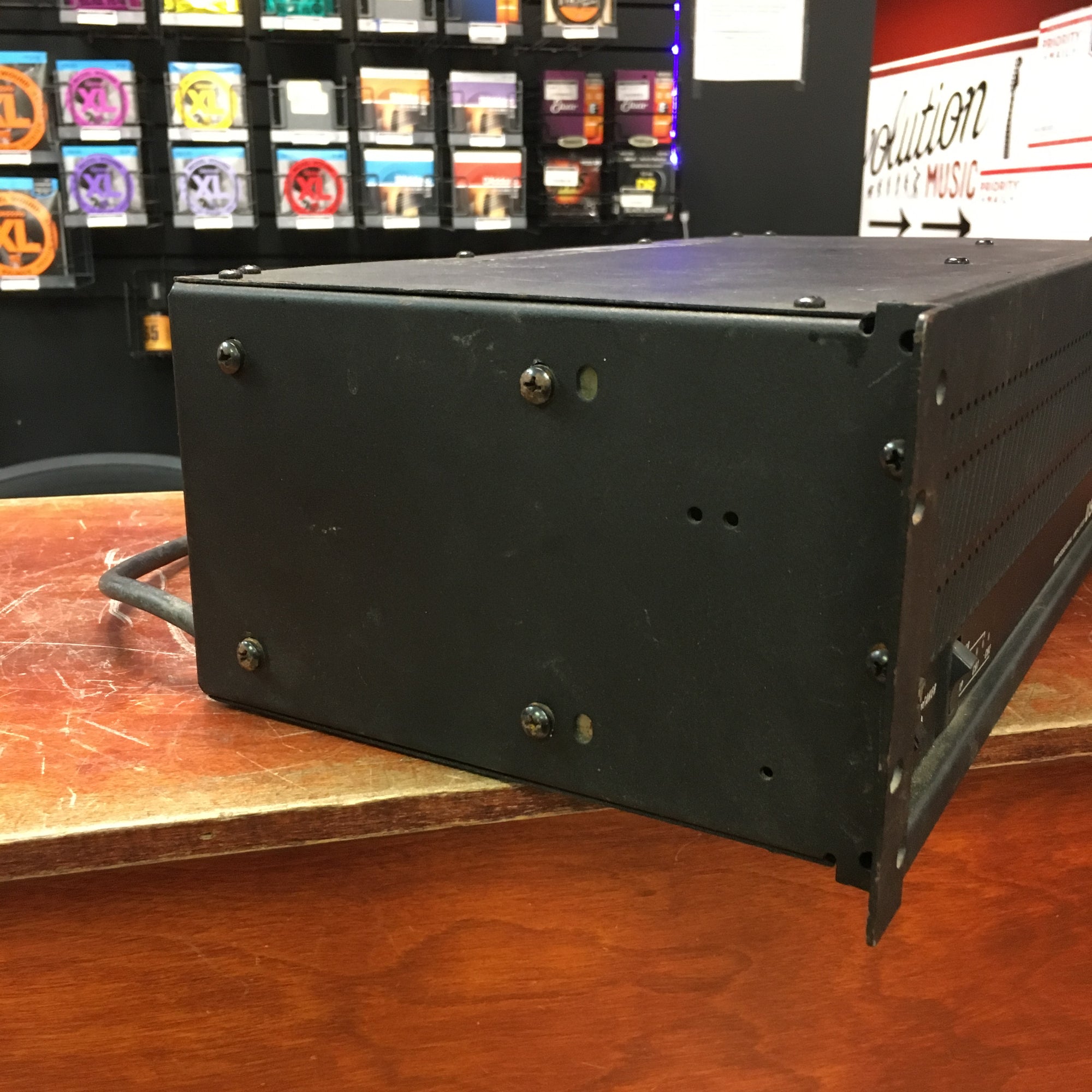 QSC USA900 Power Amplifier