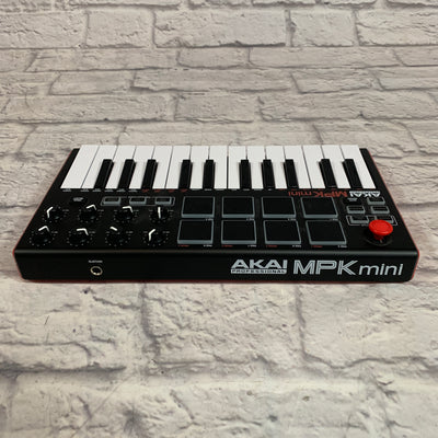 Akai MPK Mini MIDI Controller