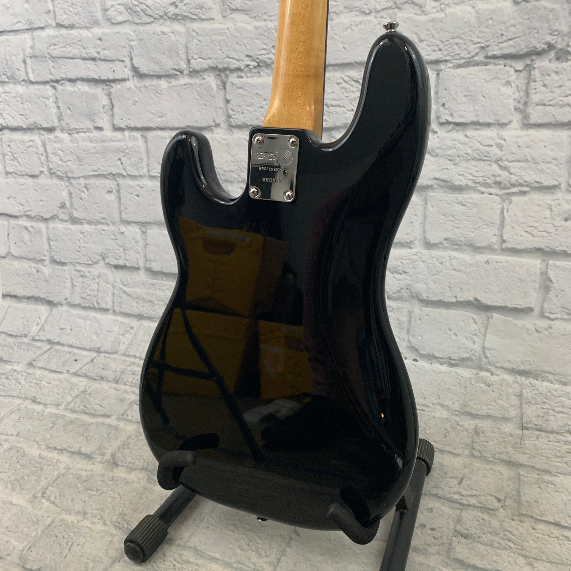 Series 10 Professional P Bass MIK Black