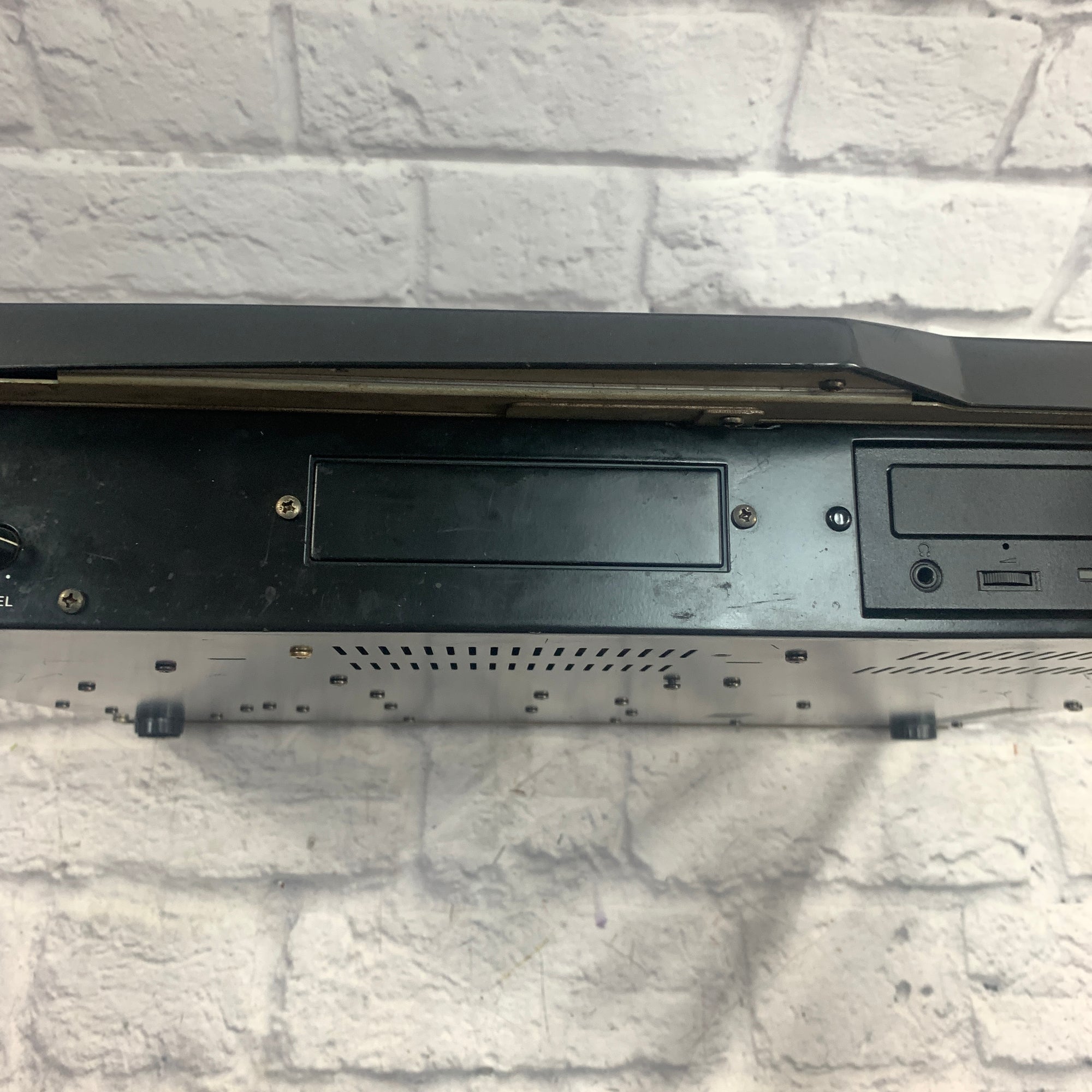 Akai MPC 4000 Music Production Center