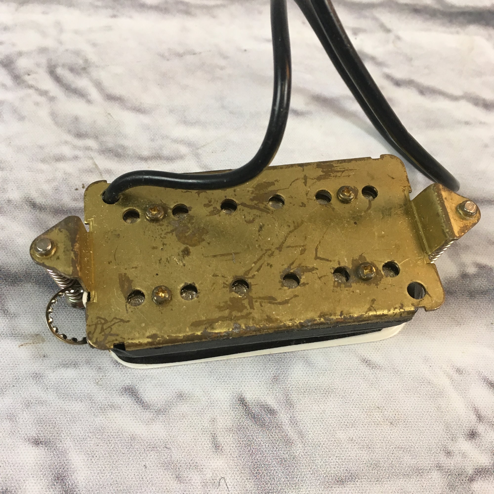 Unknown White Humbucker Guitar Bridge Pickup