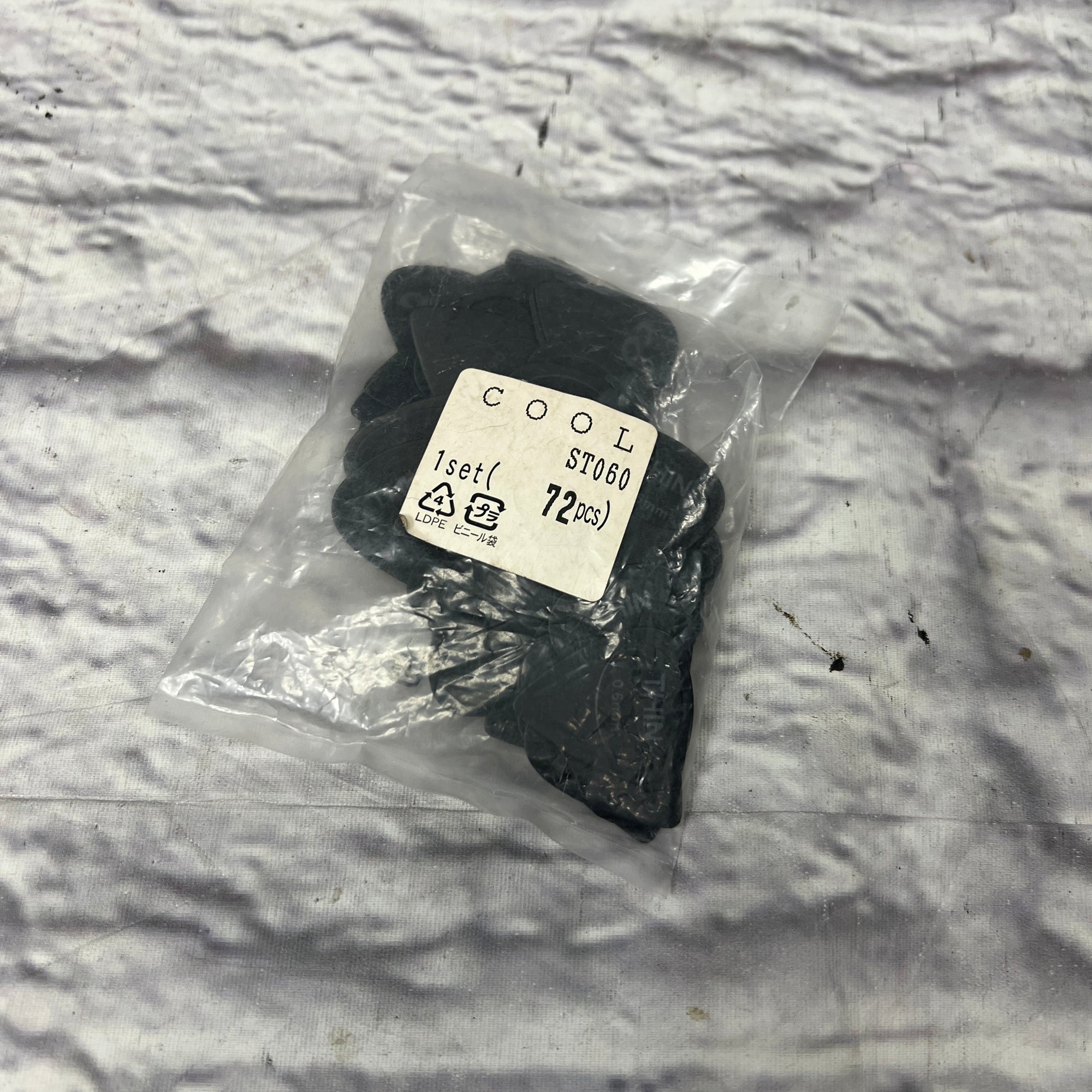 Cool ST060 72 Piece Thin Pick Pack