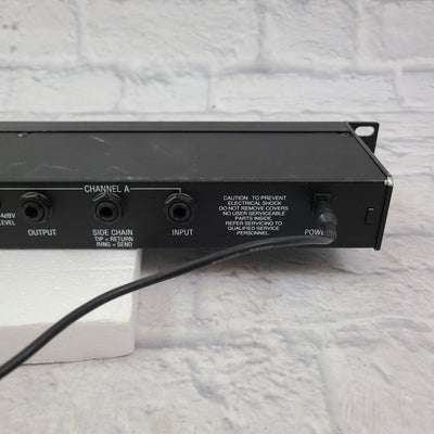 Alesis 3630 Rackmount Dual Channel Compressor Limiter with Gate