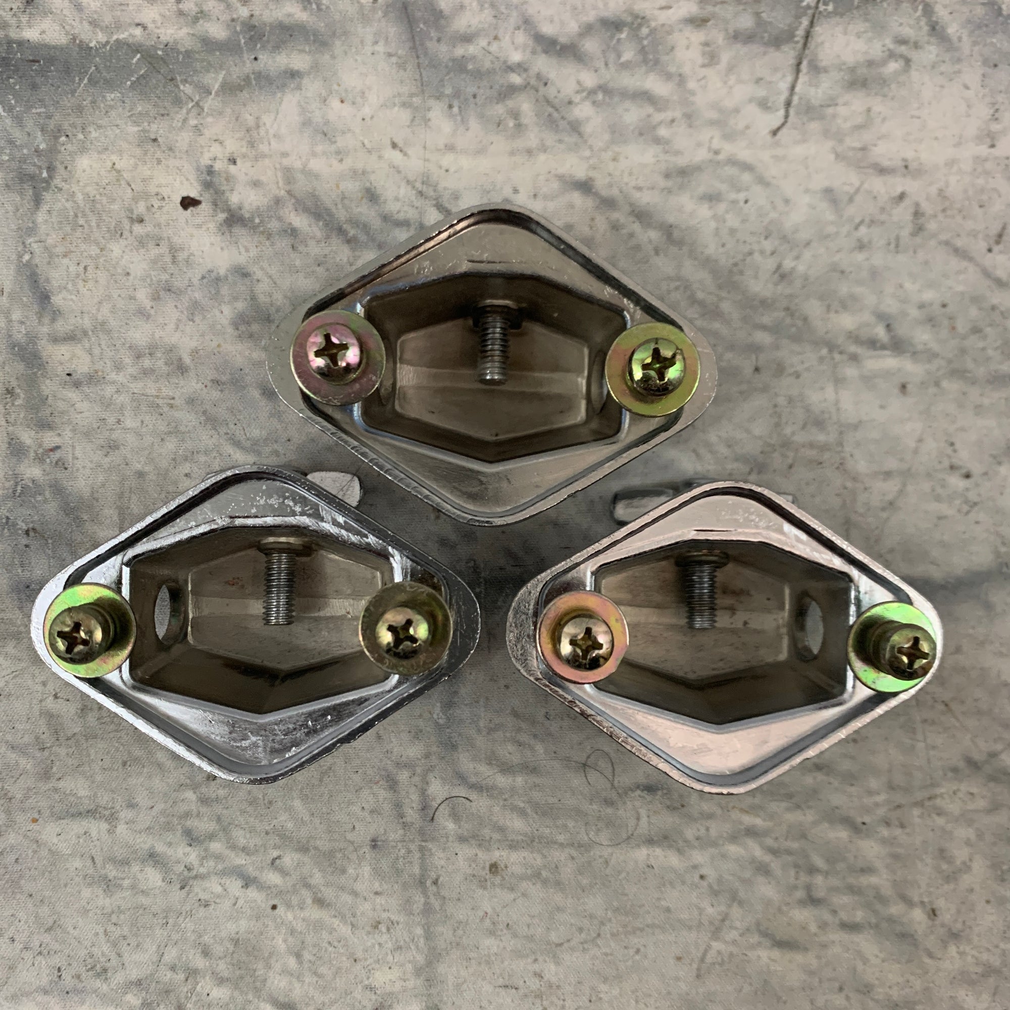 Unbranded Floor Tom Leg Brackets (3)