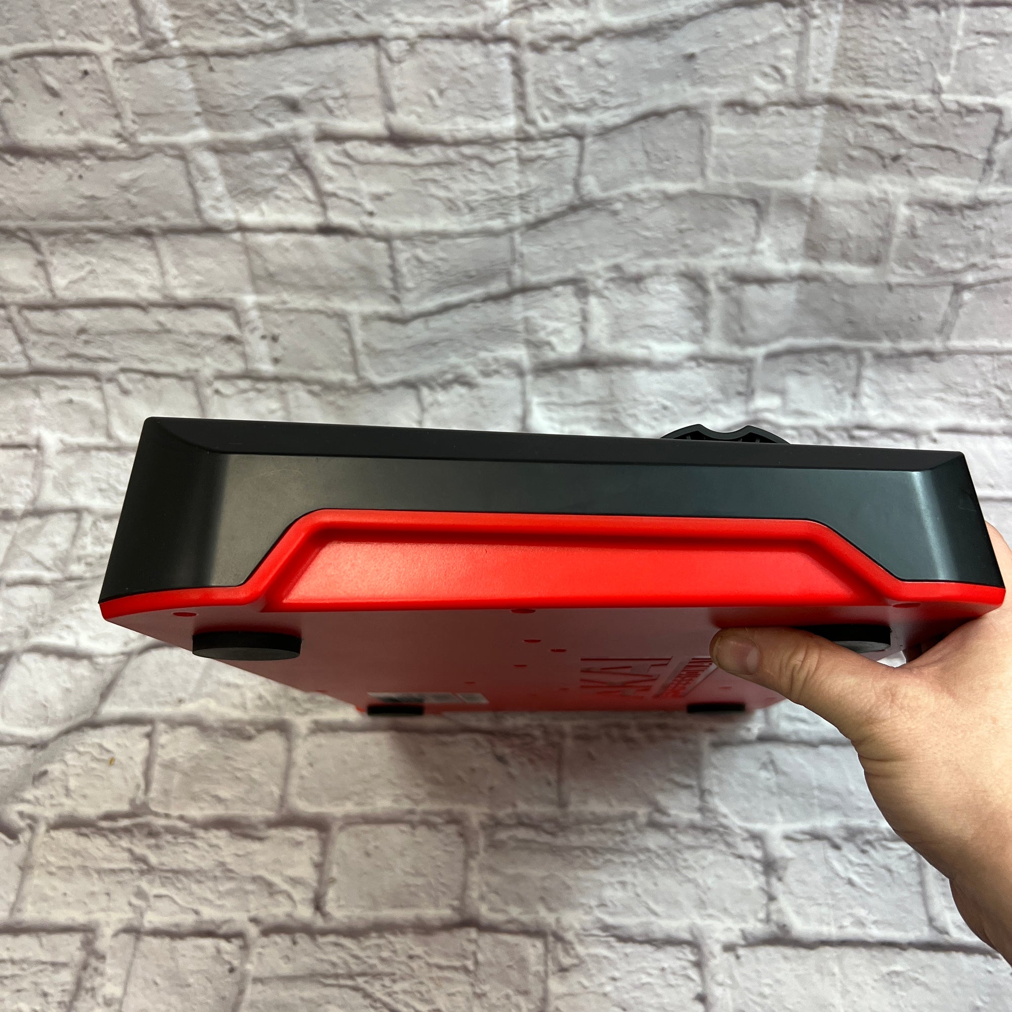 Akai MPK 225 Midi Controller