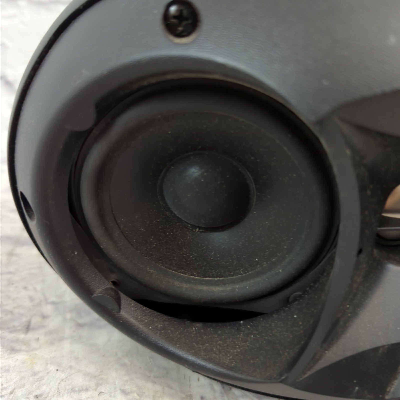 Electro-Voice EVID 4.2 Dual 4" 2-Way Surface-Mount Loudspeaker Black