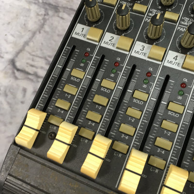 Mackie CR1604VLX 16 Channel Passive Mixer
