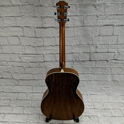 2000 Taylor 414 Acoustic Guitar w. HSC