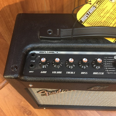 Fender Mustang I V.2 Practice Combo Amp