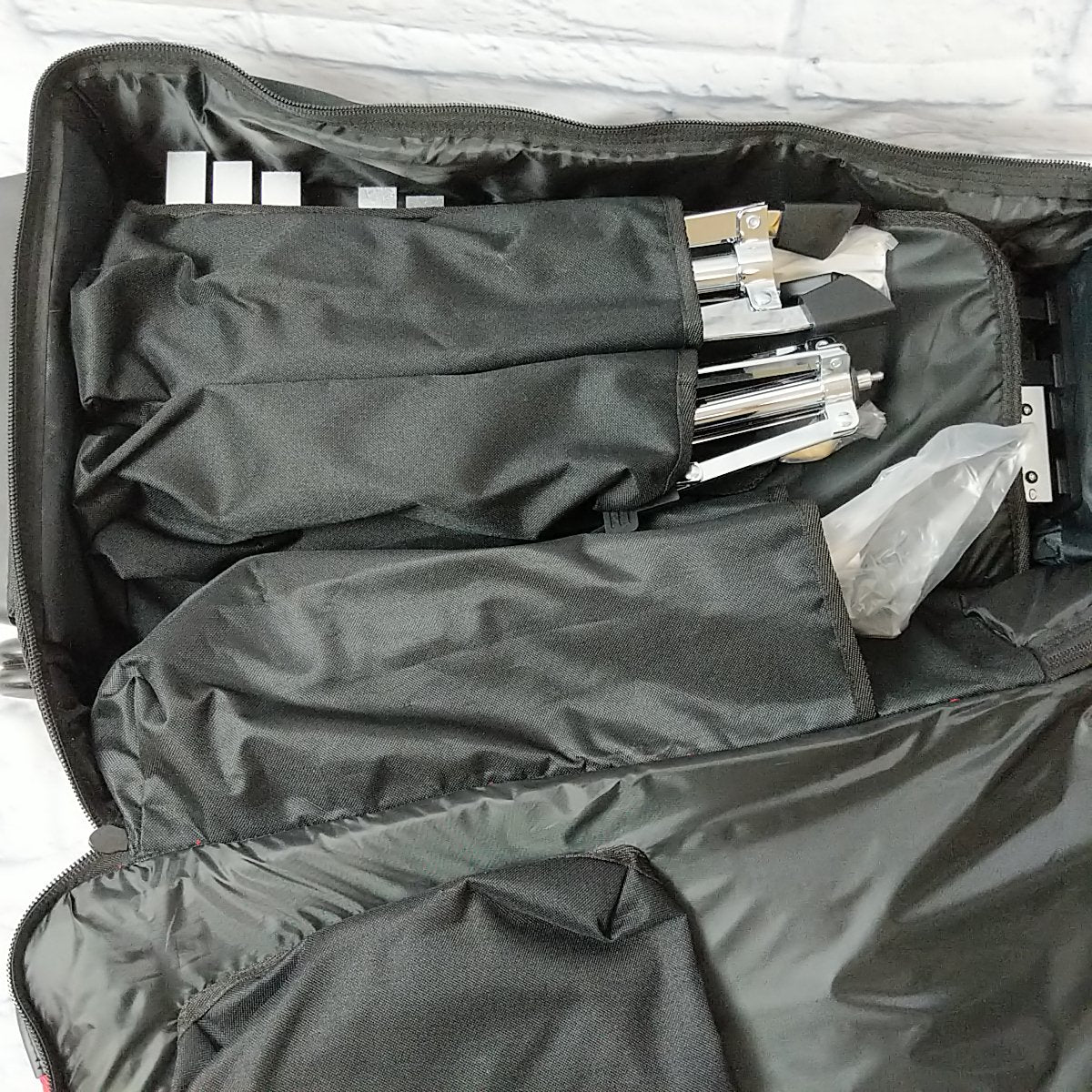 Ludwig Percussion Learning Kit (Snare and Bells)  1