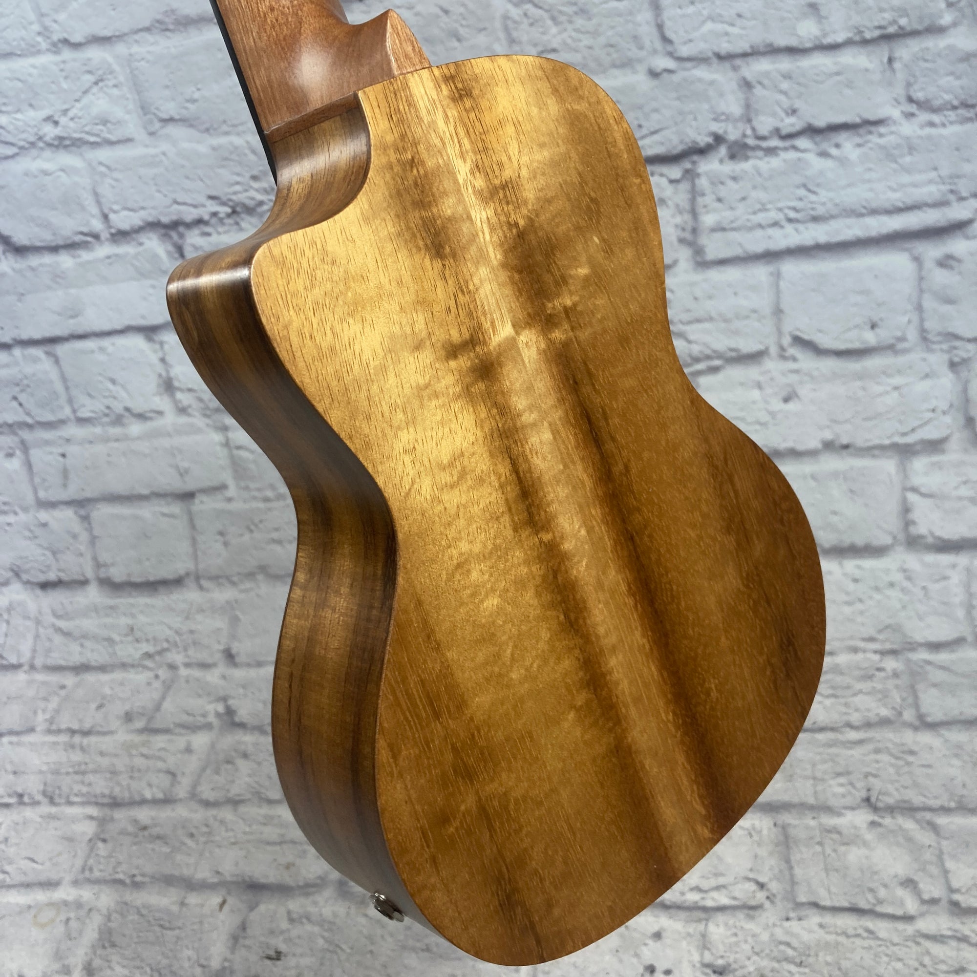 Cordoba 28C-CE Concert Ukulele