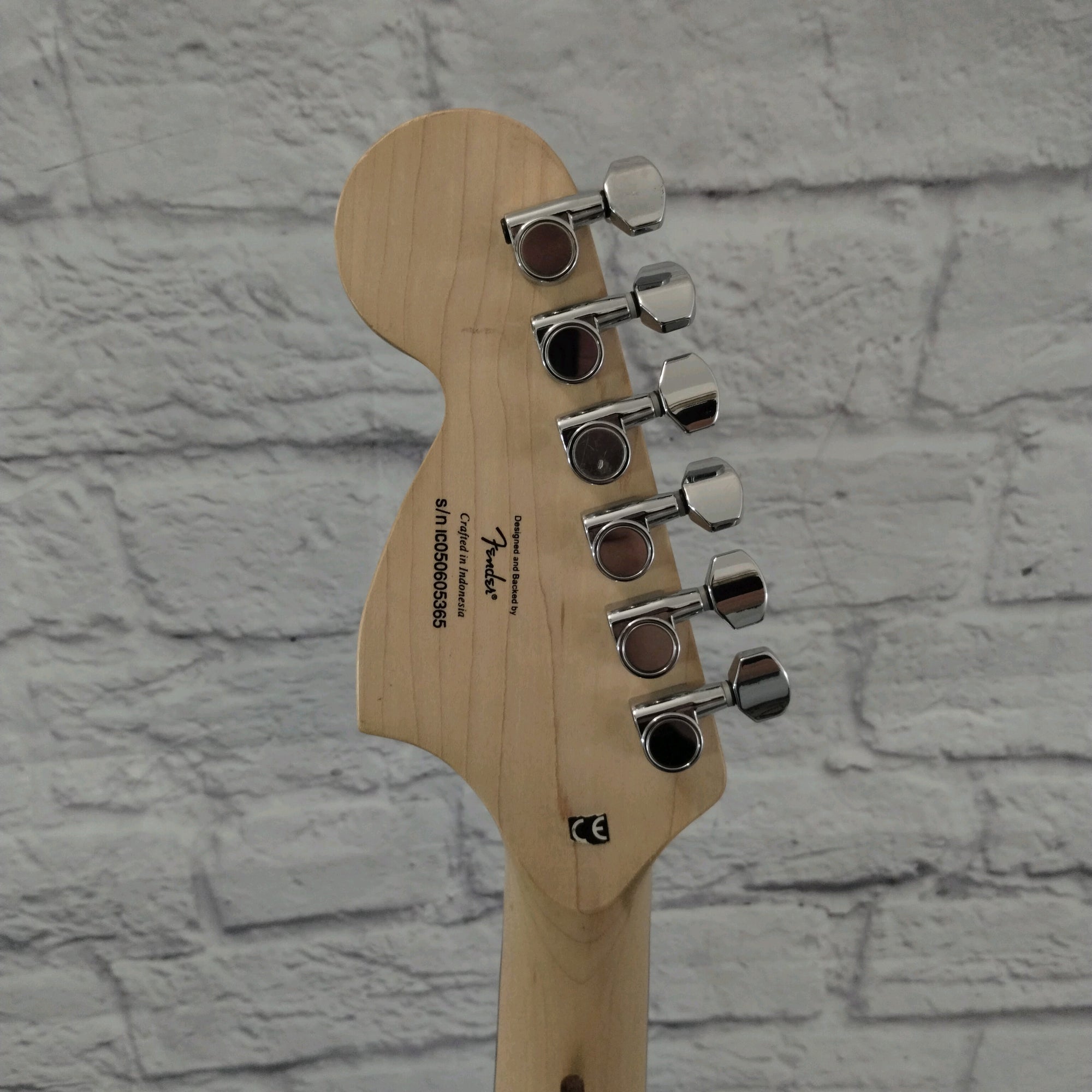 最終価格Squier Stratocaster Standard squier.jpg