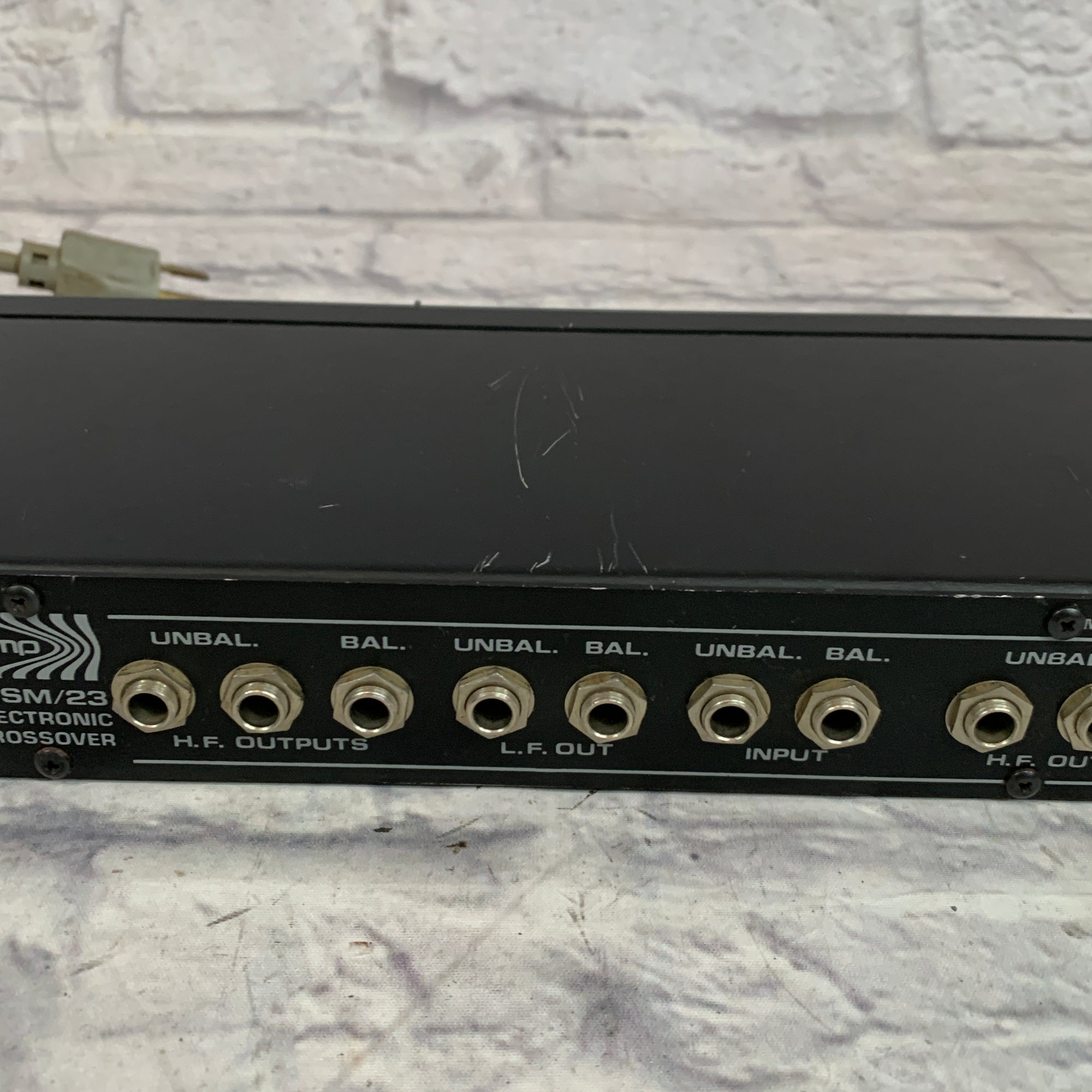 Biamp SM/23 Crossover