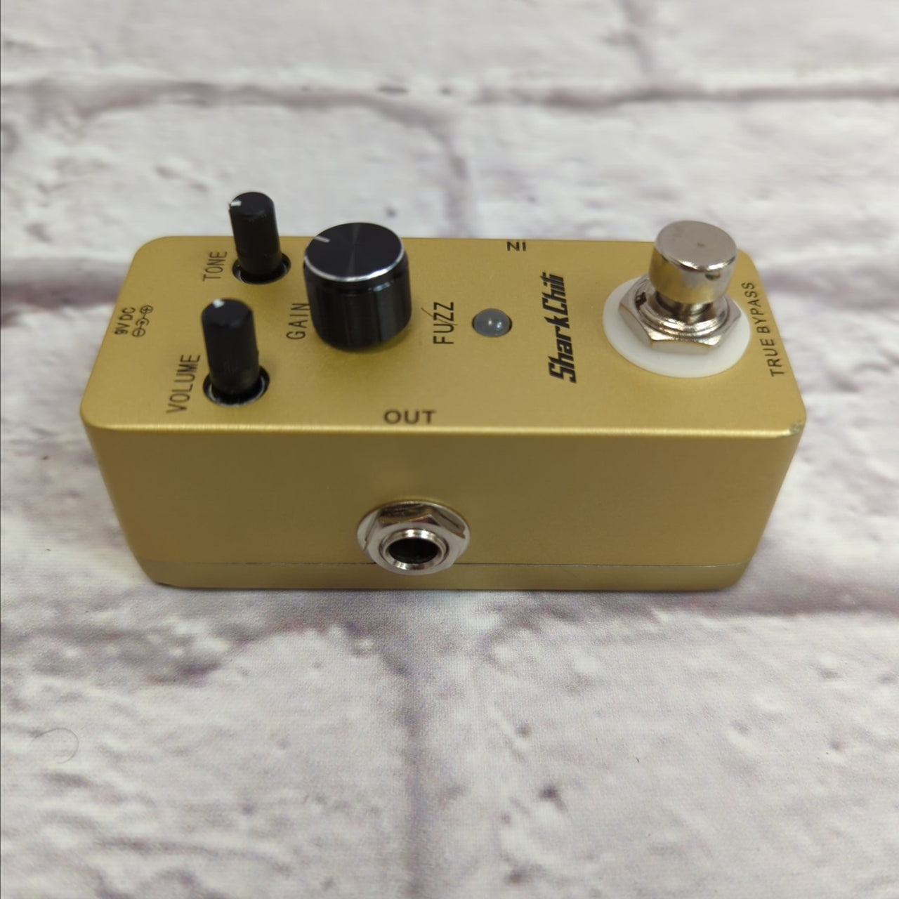 shark pedal Shark Chili Mini Fuzz Pedal
