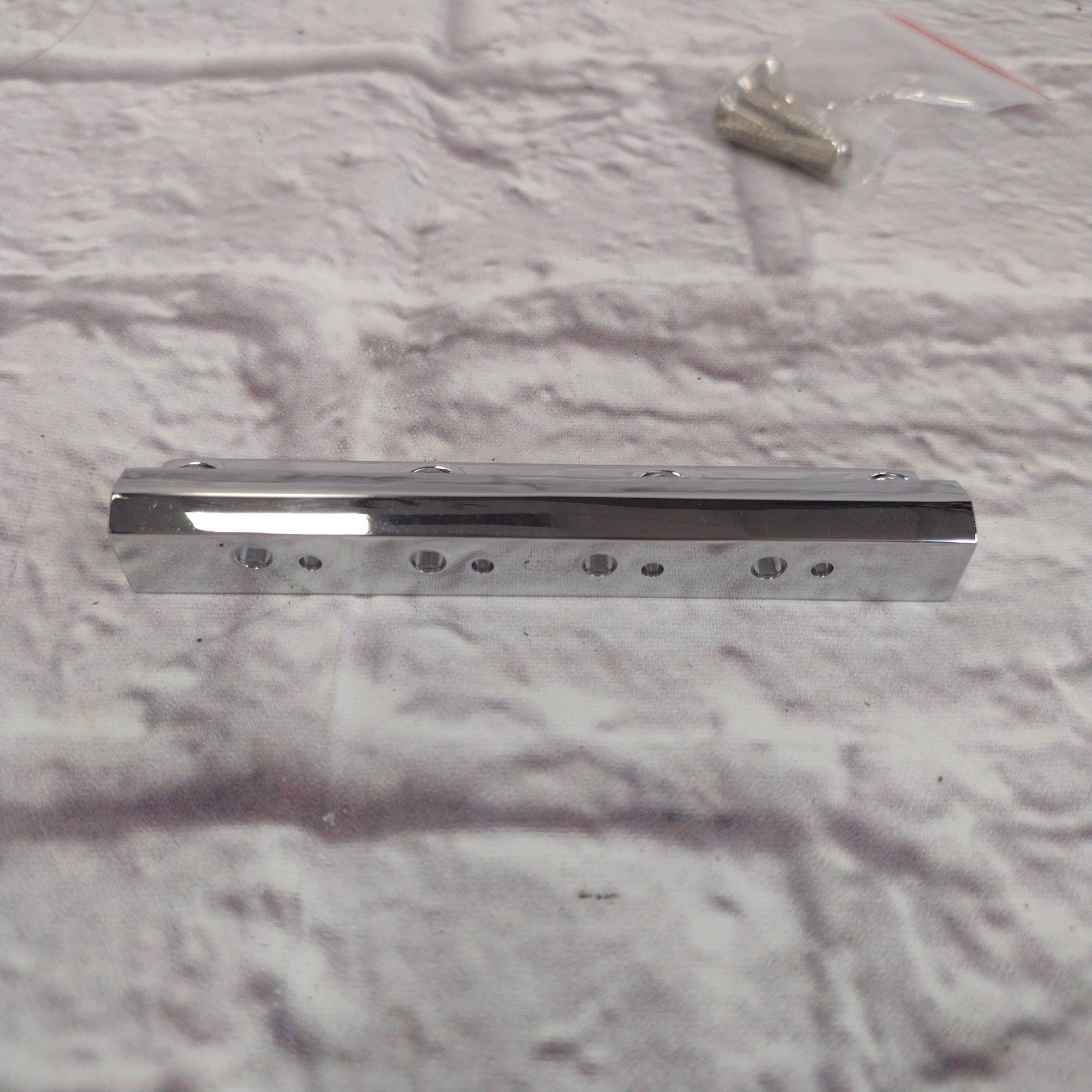 Unknown 8 String Chrome Bass Tailpiece